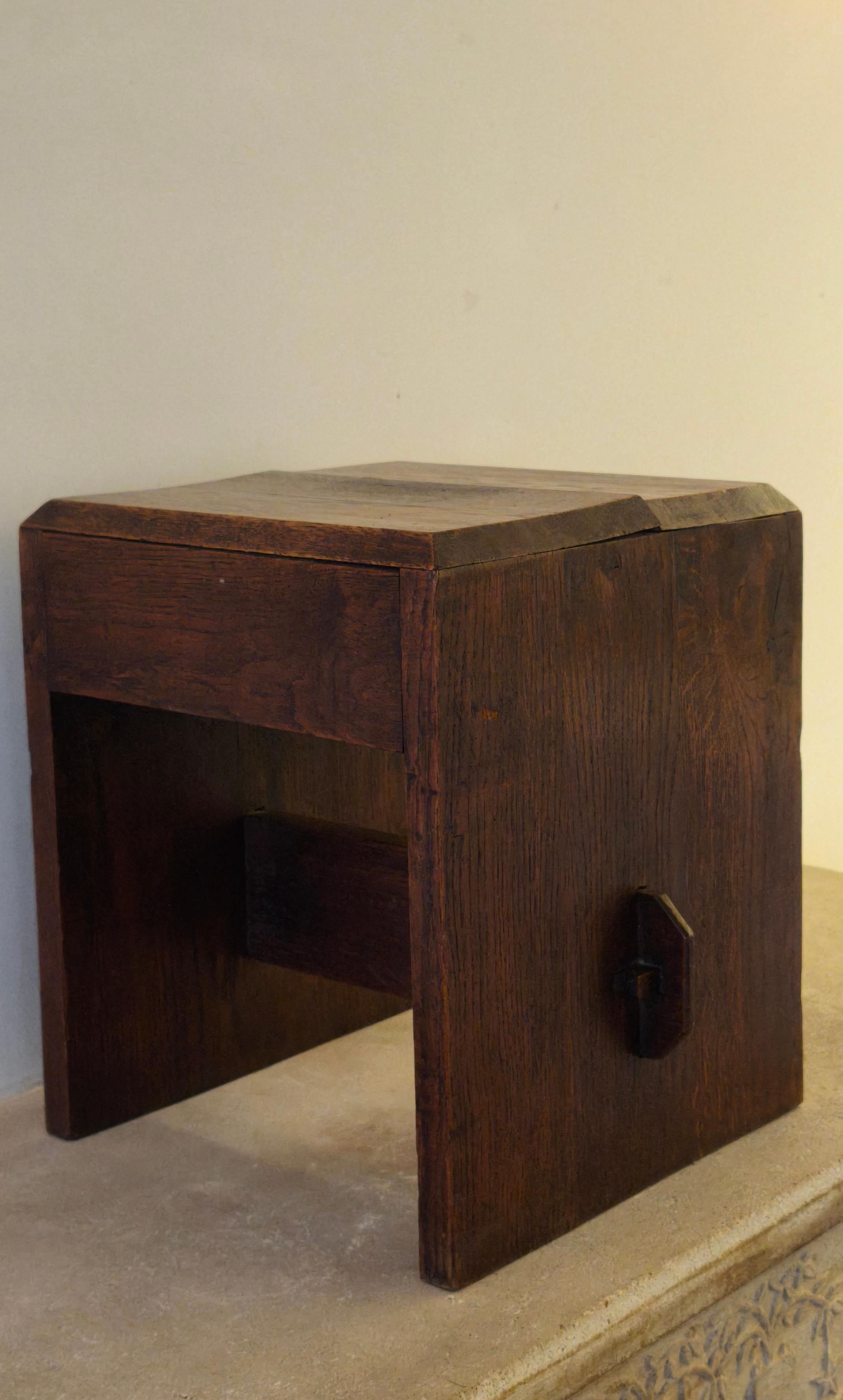Holzhocker, Kunsthandwerk, Jugendstil, 1910er Jahre im Angebot 2