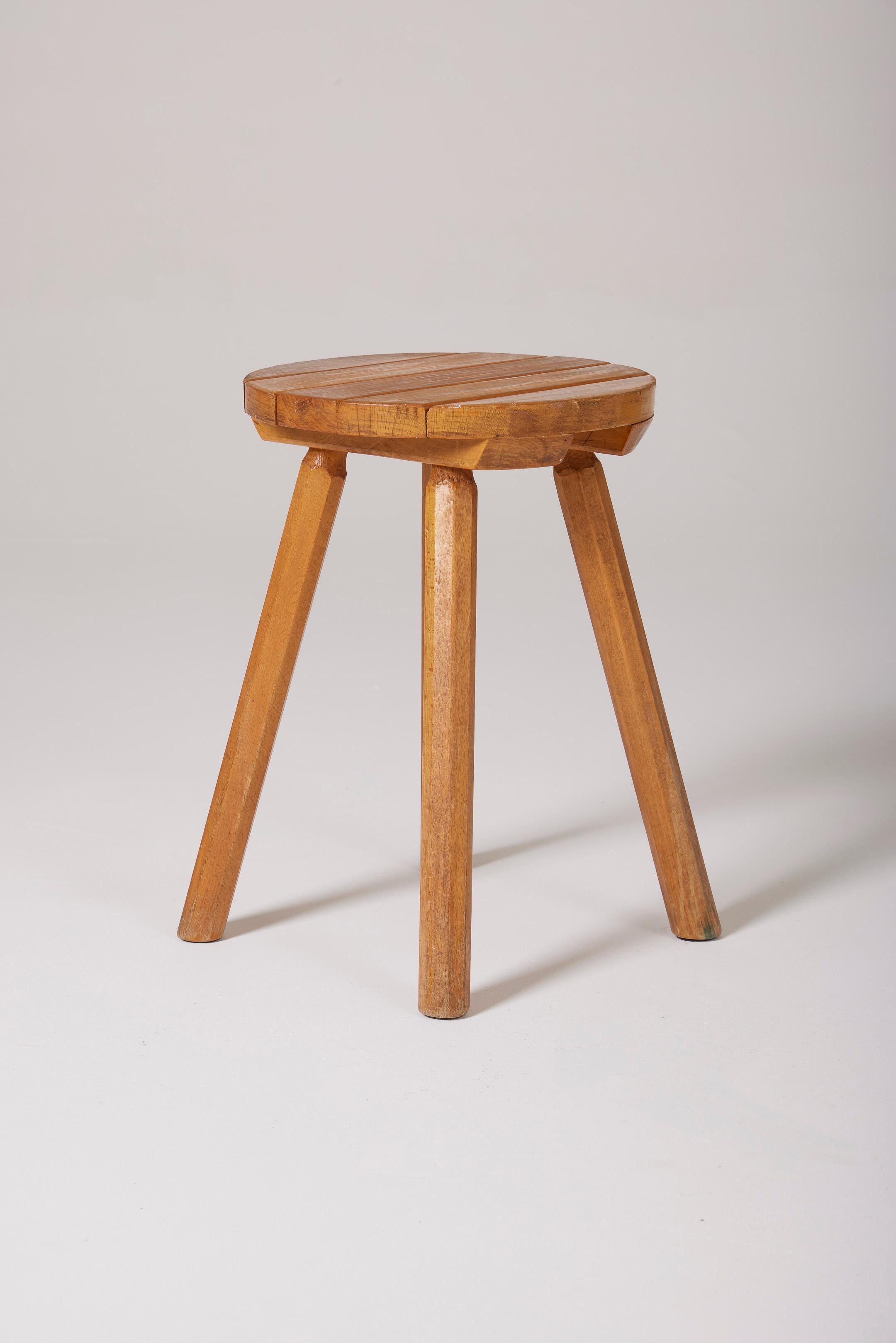 Sgabello in legno