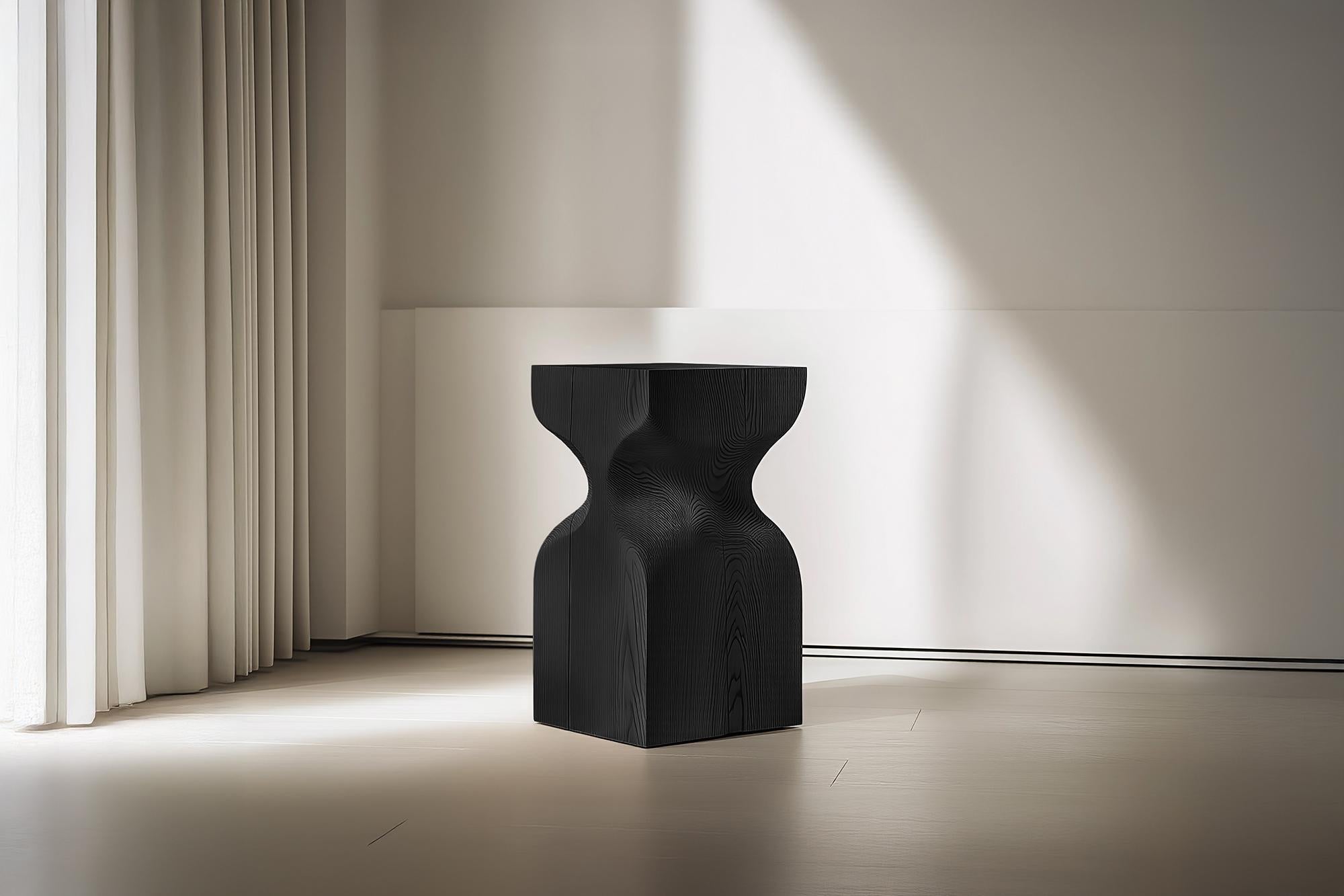 Mexicain Tabouret en bois Socle No84, By Design Modern Minimal par Joel Escalona en vente