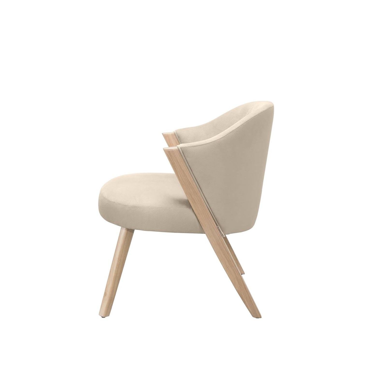 Holzstrukturierter Loungesessel mit Polsterung (Handgefertigt) im Angebot
