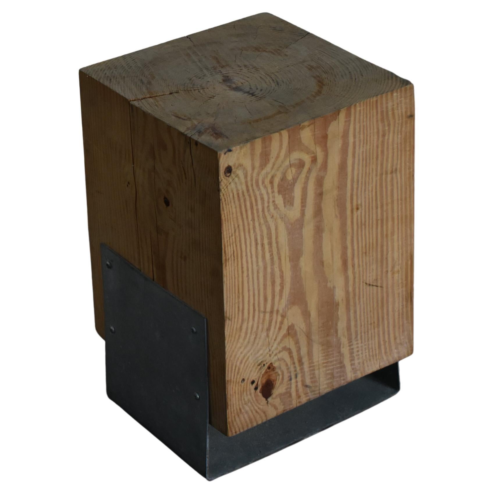 Souche en bois avec base en métal en vente