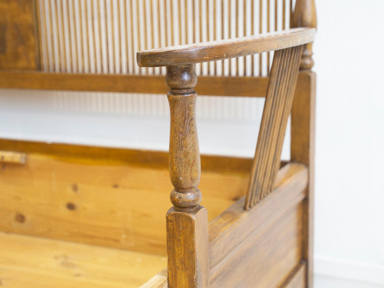 Schwedisches Holz-Sofa, entworfen von Carl Westman im Angebot 5
