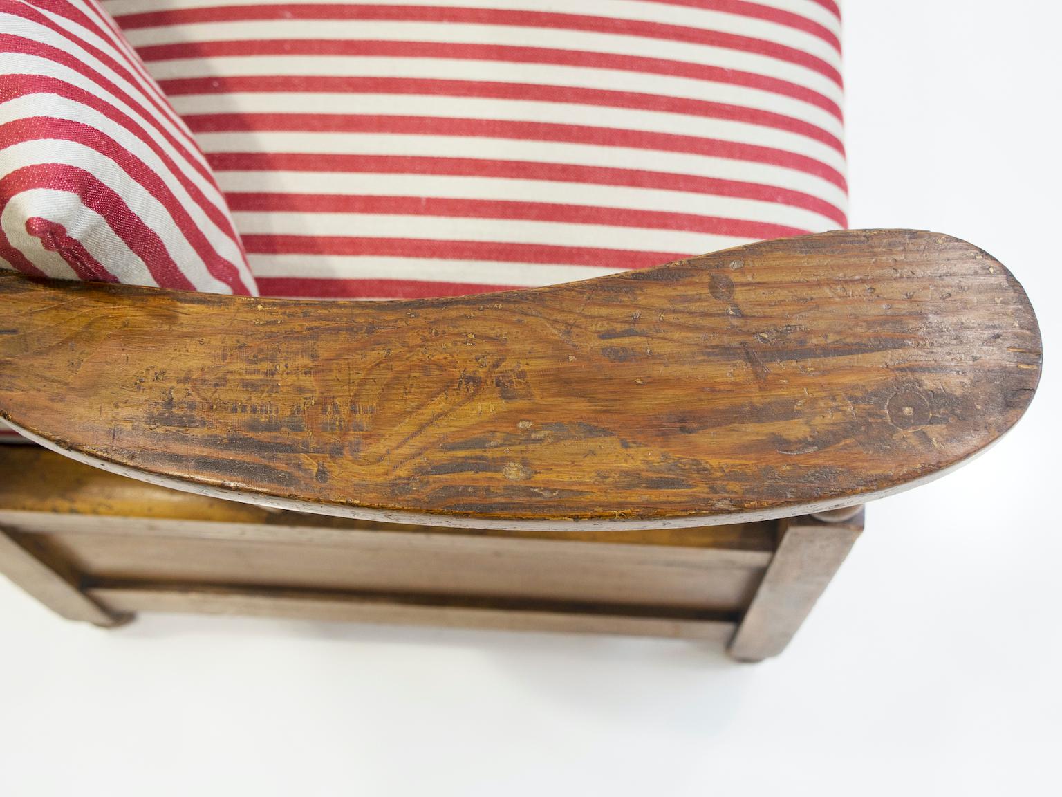 Schwedisches Holz-Sofa, entworfen von Carl Westman im Zustand „Gut“ im Angebot in Madrid, ES