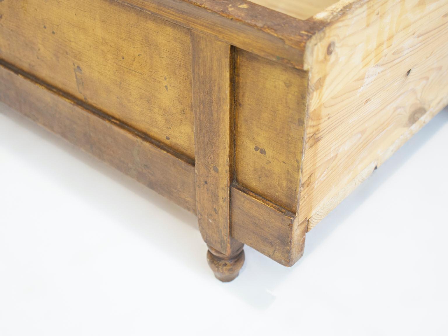 Fin du XIXe siècle Canapé suédois en bois conçu par Carl Westman en vente
