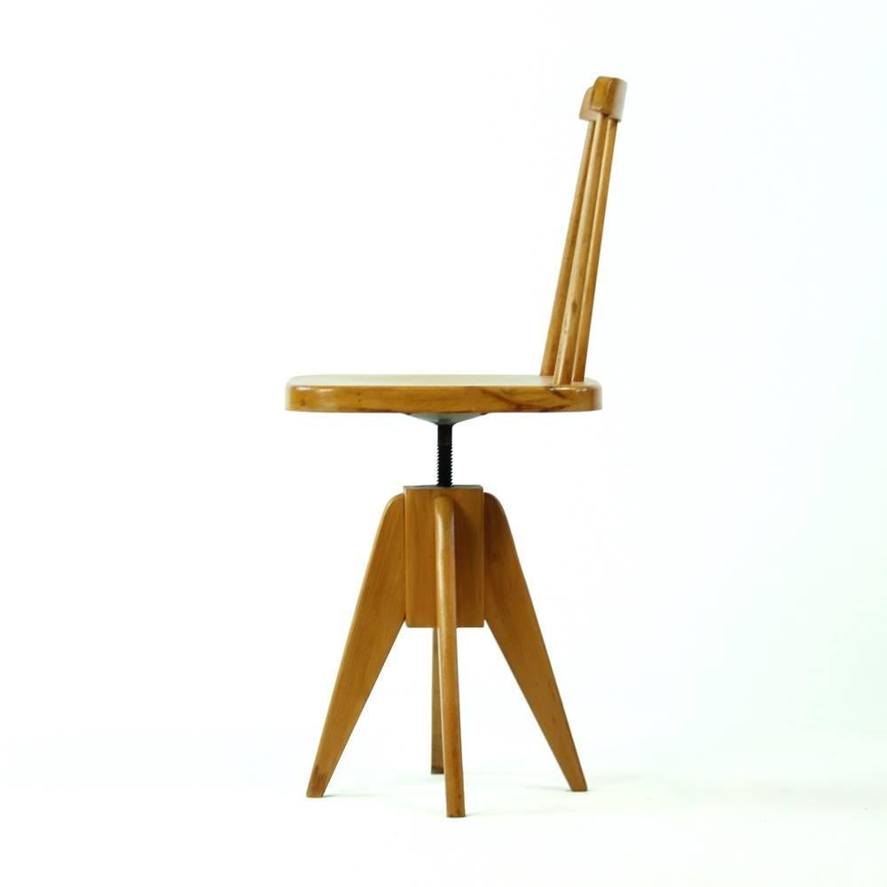 Mid-Century Modern Wooden Swivel Piano Stool with Backrest, Czechoslovakia, circa 1960 For Sale