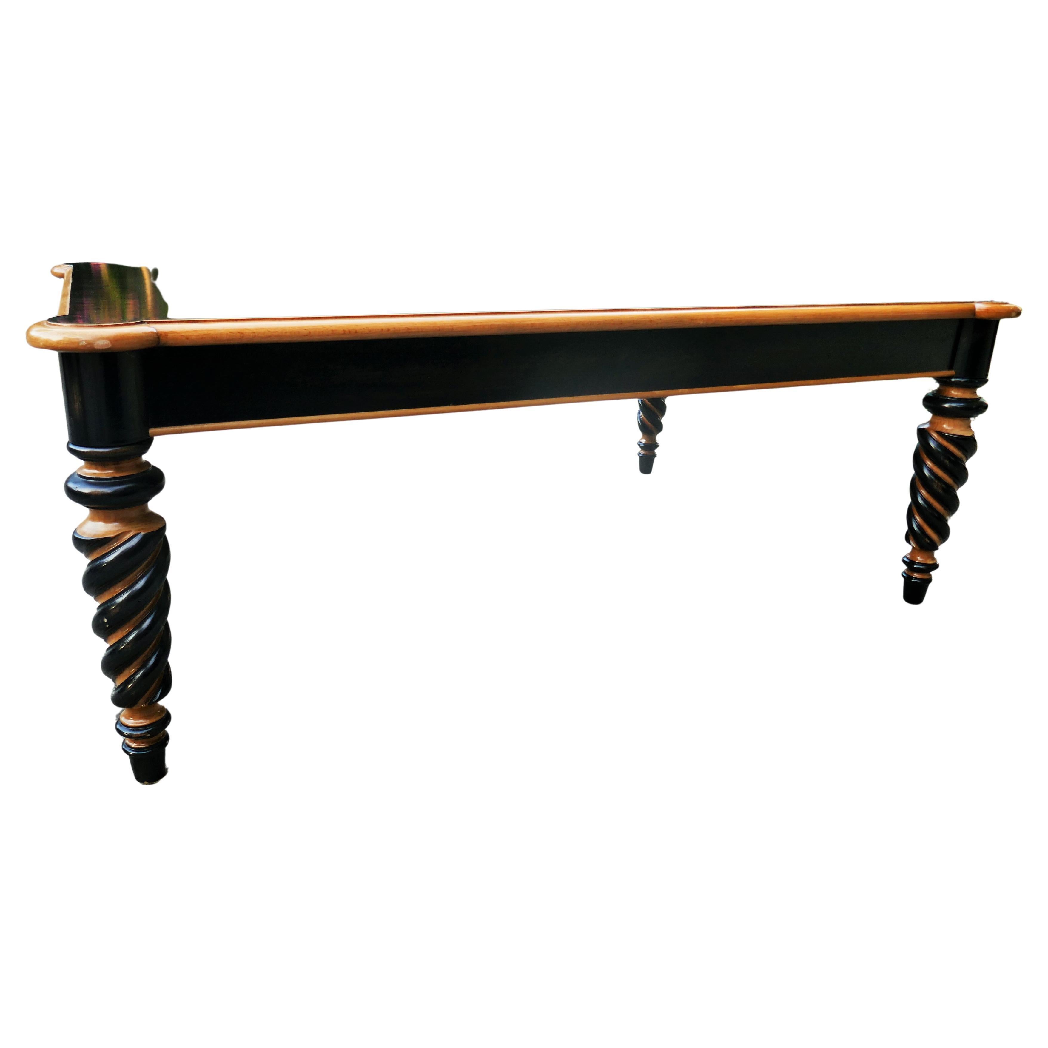 Wooden table in vendita 2
