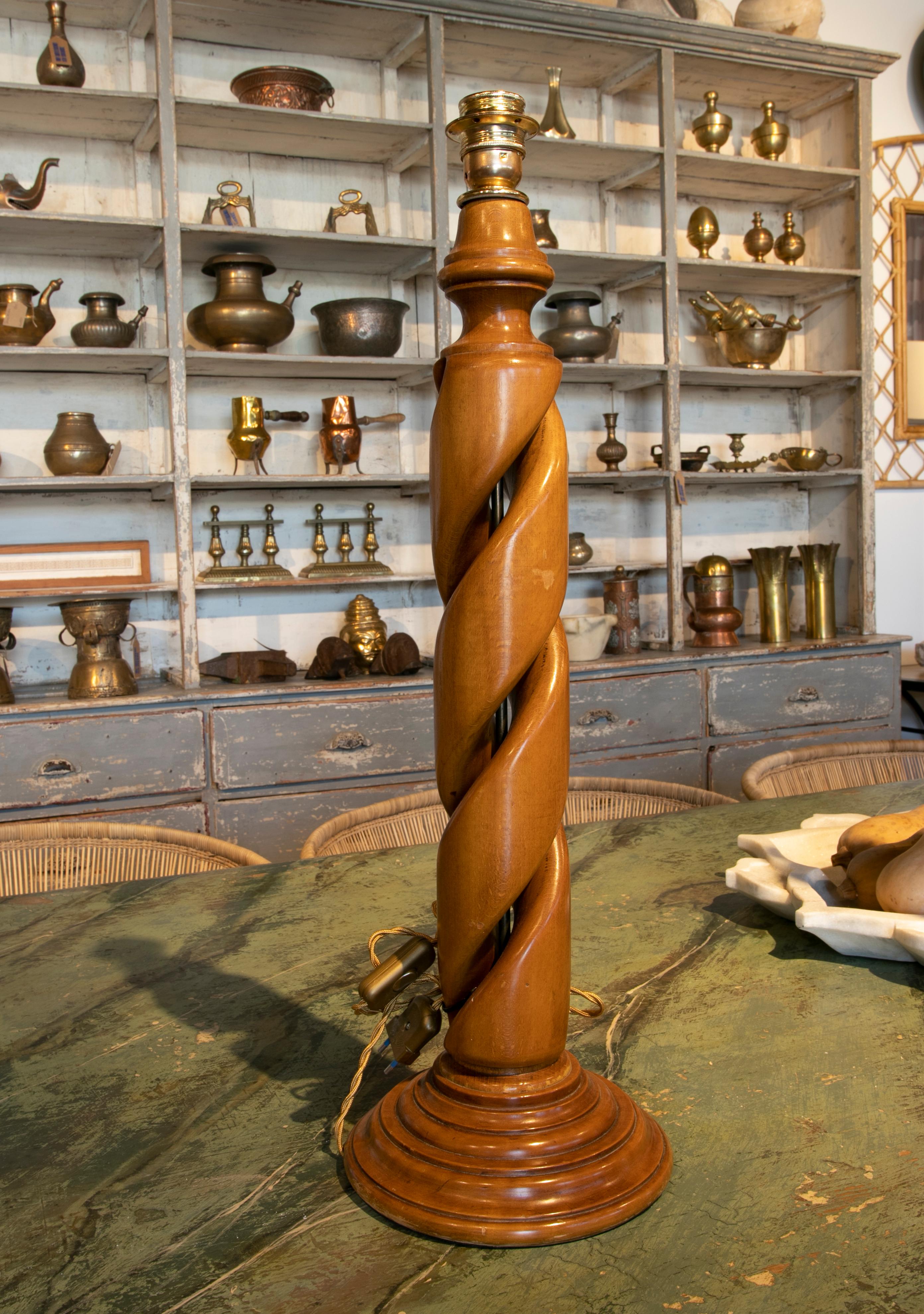 Spanish Wooden Table Lamp in Spiral Form For Sale
