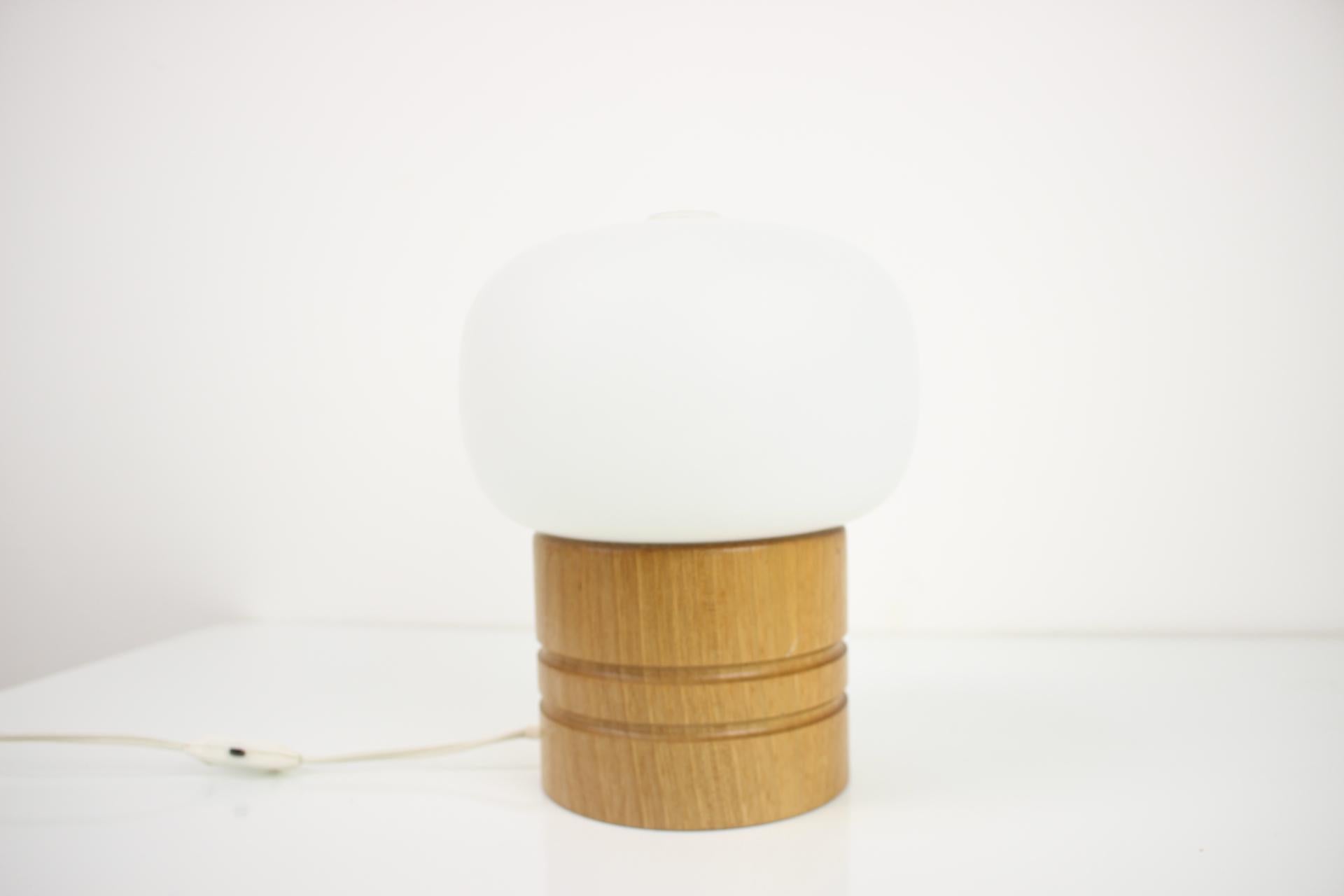 Wooden Table Lamp Osvetlovaci Sklo Valasske Mezirici, 1960s For Sale 2