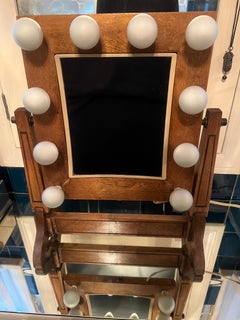 Wooden Table Mirror with Extreme Magnification with Lights and Normal on Reverse