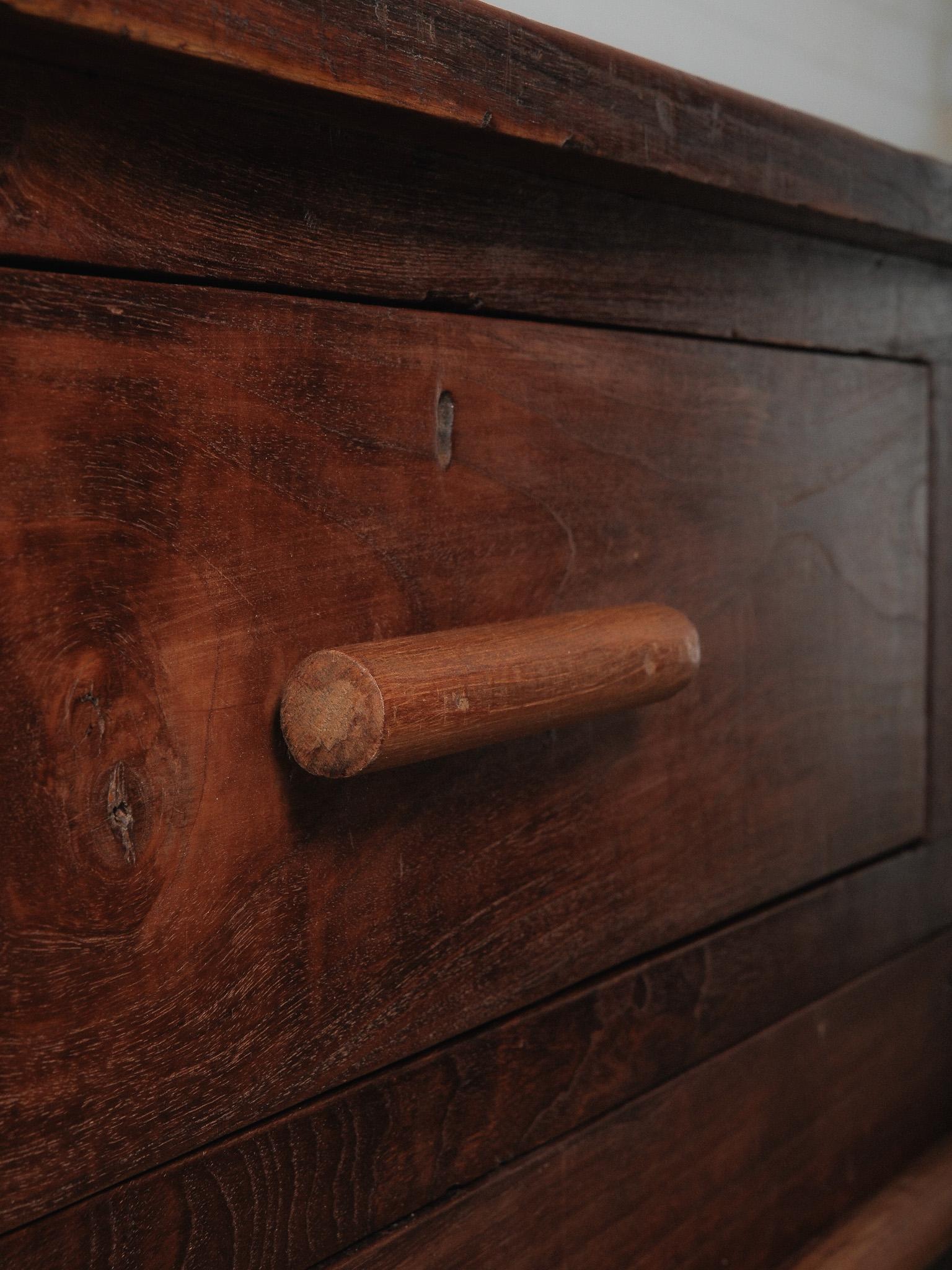 20ième siècle Wooden Three-Drawer Console with Lower Shelf en vente