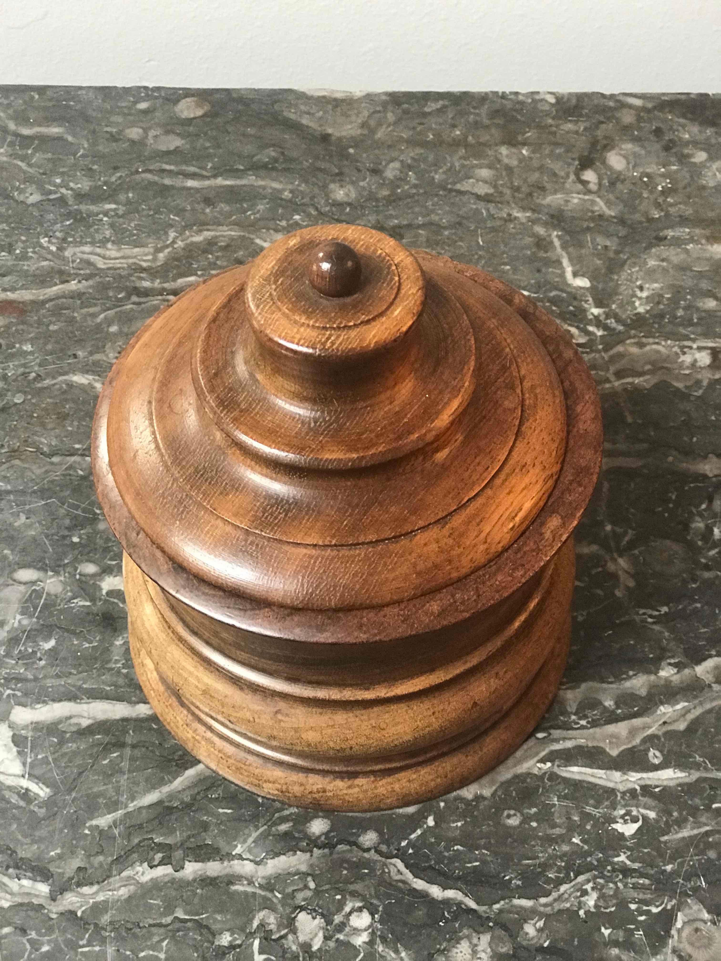 Wooden Tobacco Jar from Late 19th Century Belgium  In Good Condition In Los Angeles, CA