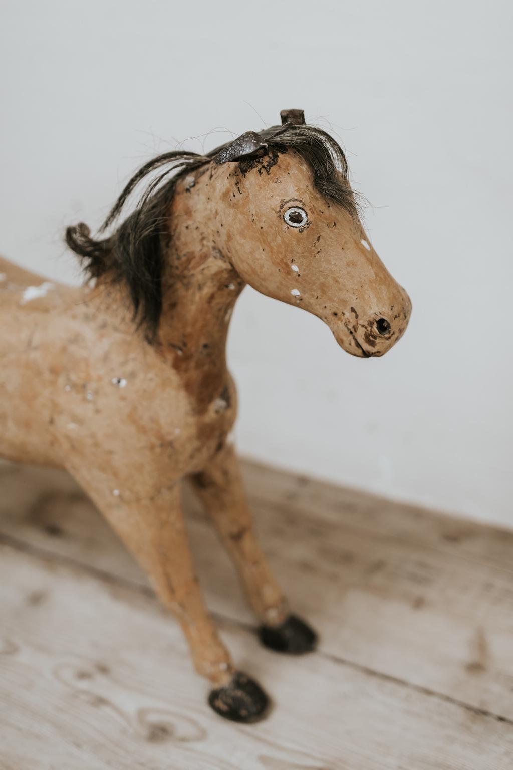 Cheval à jouet en bois Bon état - En vente à Brecht, BE