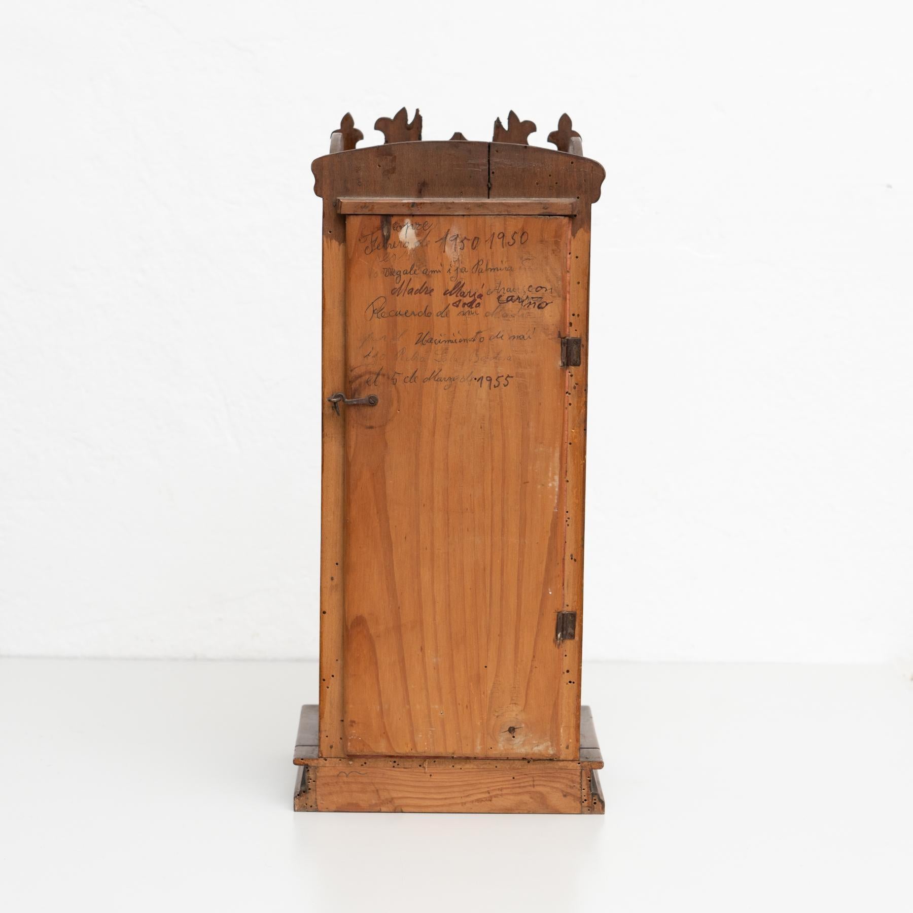 Wooden Traditional Figure in a Niche of a Saint, circa 1950 For Sale 5
