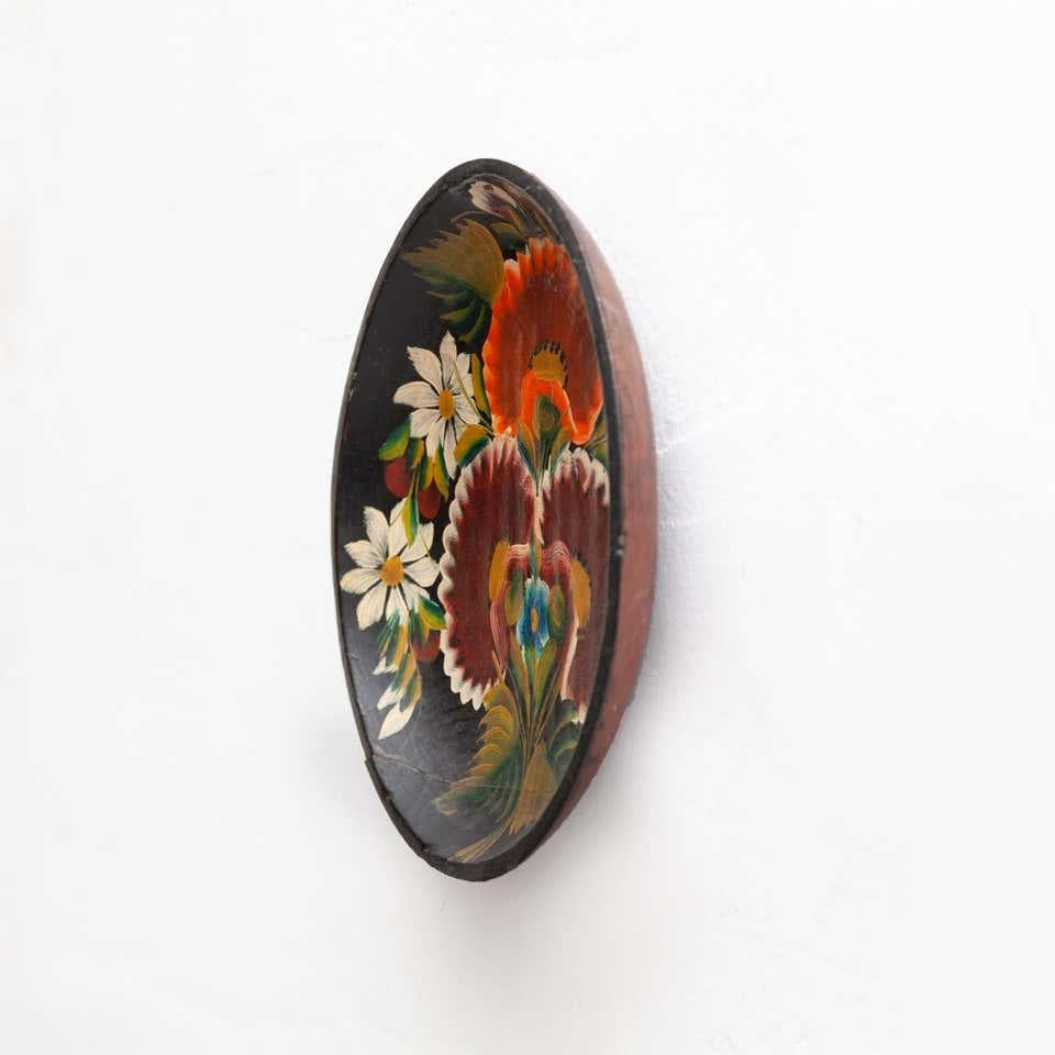 Mid-20th Century Wooden Traditional Hand Painted Plate circa 1960 For Sale