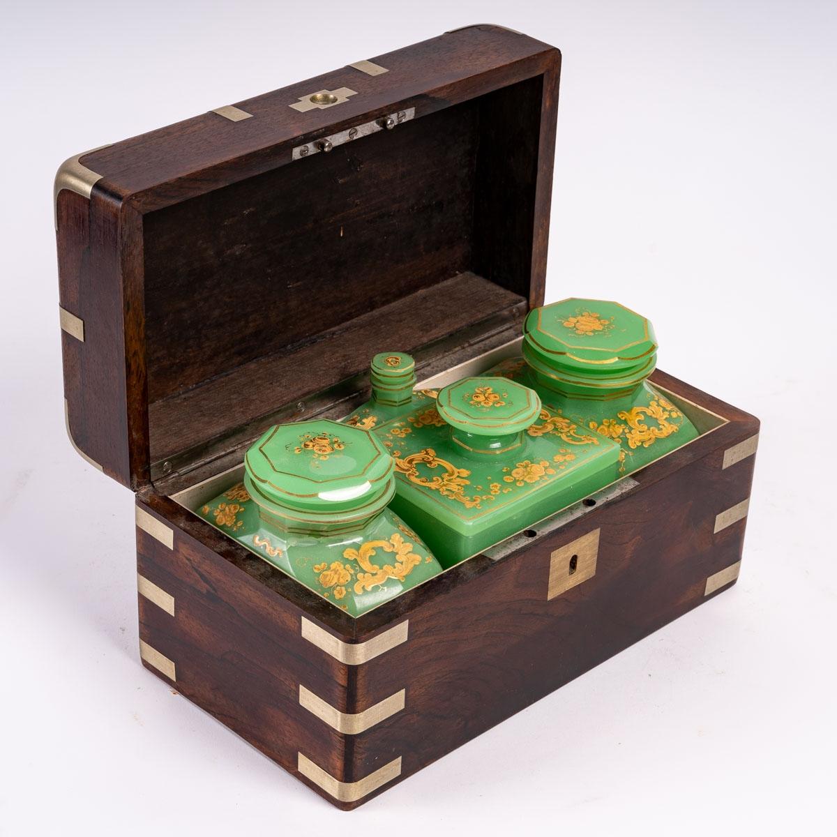 Wooden Travel Box with Green Opaline Bottles, 19th Century For Sale 8