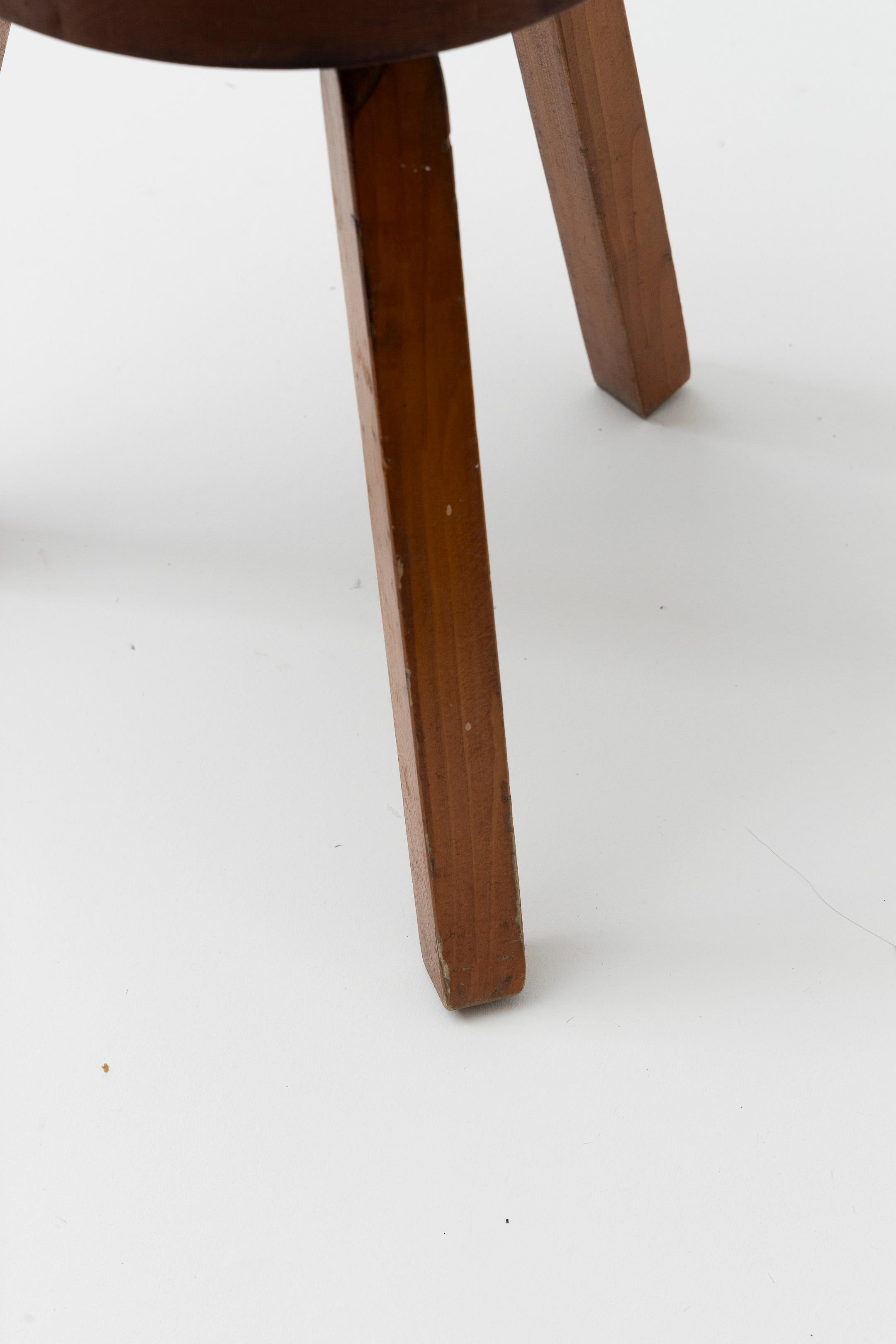 Wood wooden tripod stool