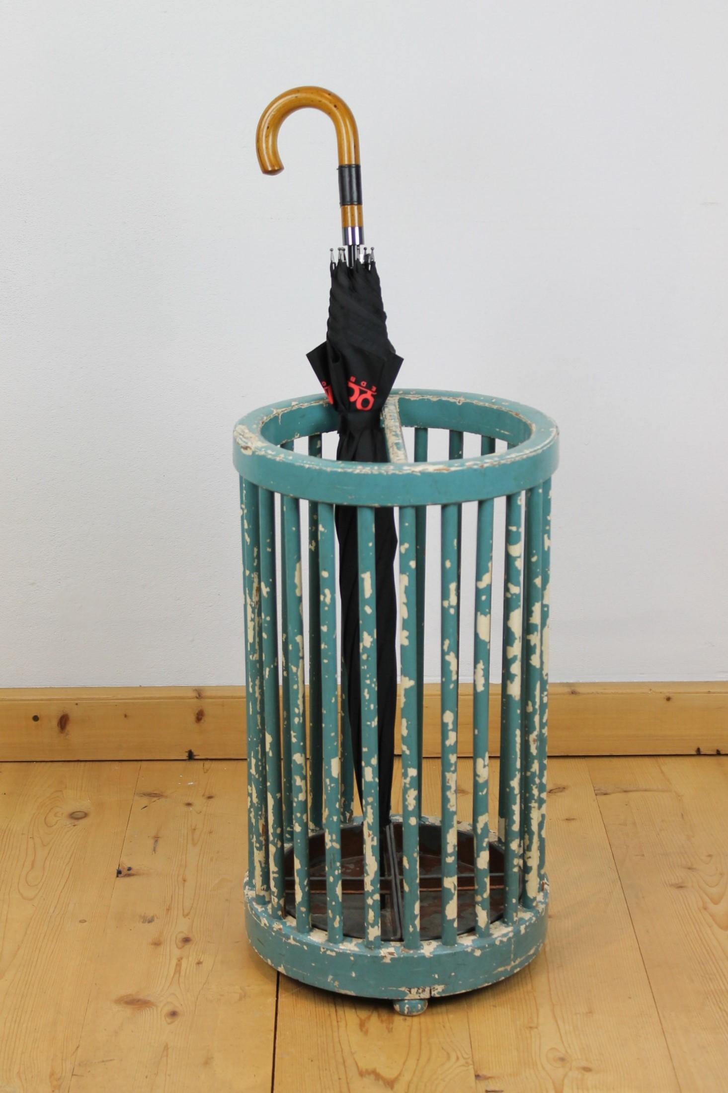 Wooden Umbrella Stand, Turquoise Green, Great Worn Patina In Good Condition For Sale In Antwerp, BE