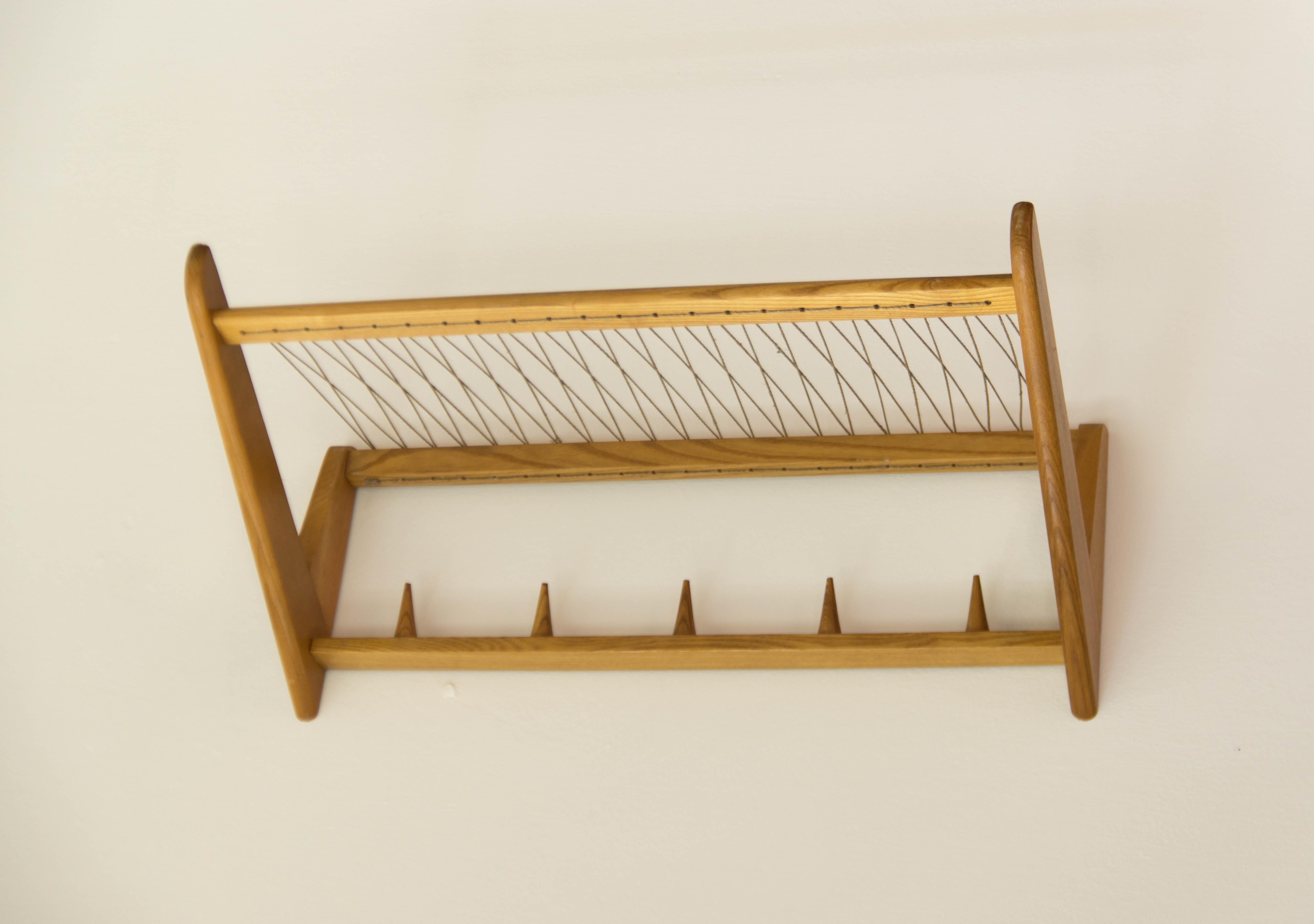 Vintage wooden wall hanger made and marked by ULUV in 1970s.
Very good original condition.