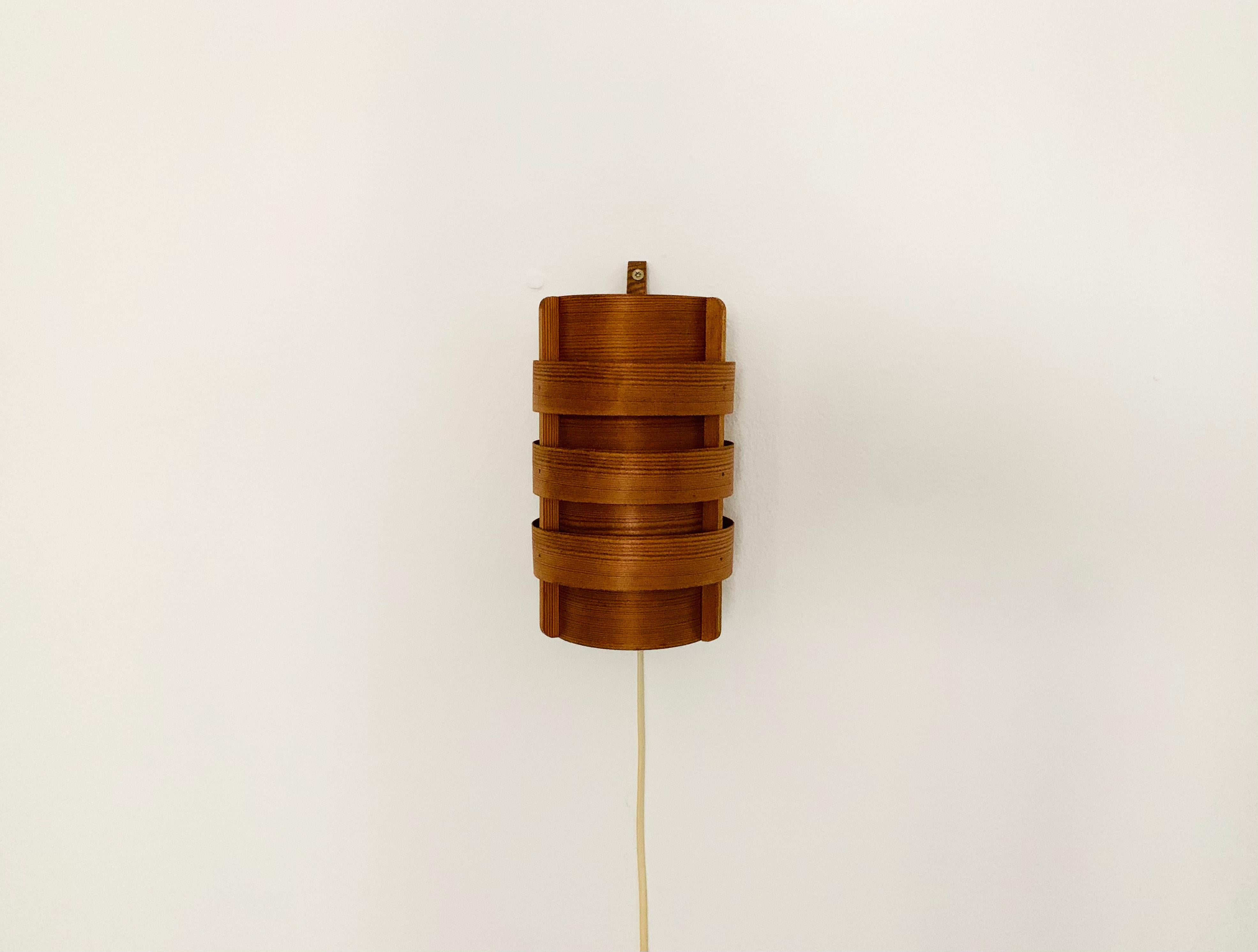 Lámpara de pared de madera de Hans-Agne Jakobsson en Bueno estado para la venta en München, DE