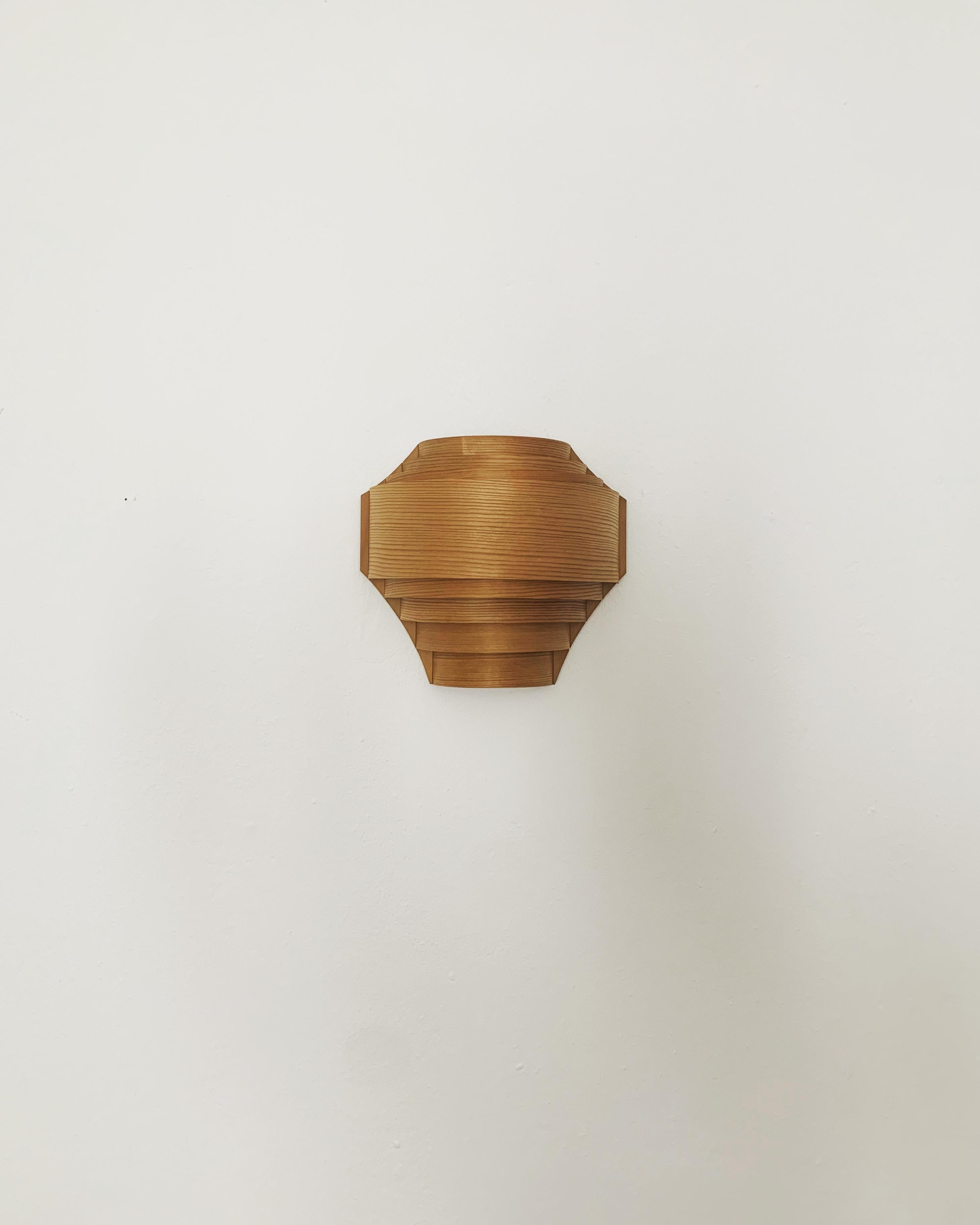 Wooden Wall Lamp In Good Condition For Sale In München, DE