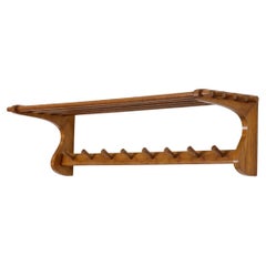 Perchero de pared de madera con estante y ganchos by 't Spectrum, años 50