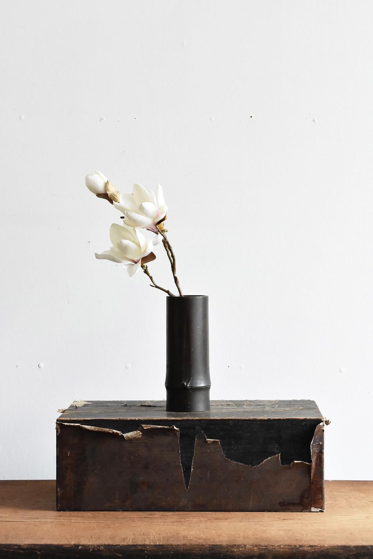 Wooden Box with Old Japanese Paper / 18th-19th / Antique Decoration Stand 9