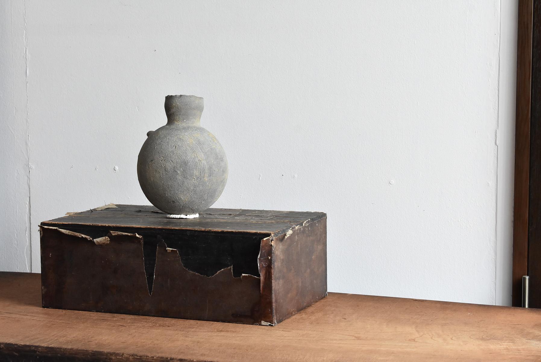 Wooden Box with Old Japanese Paper / 18th-19th / Antique Decoration Stand 10