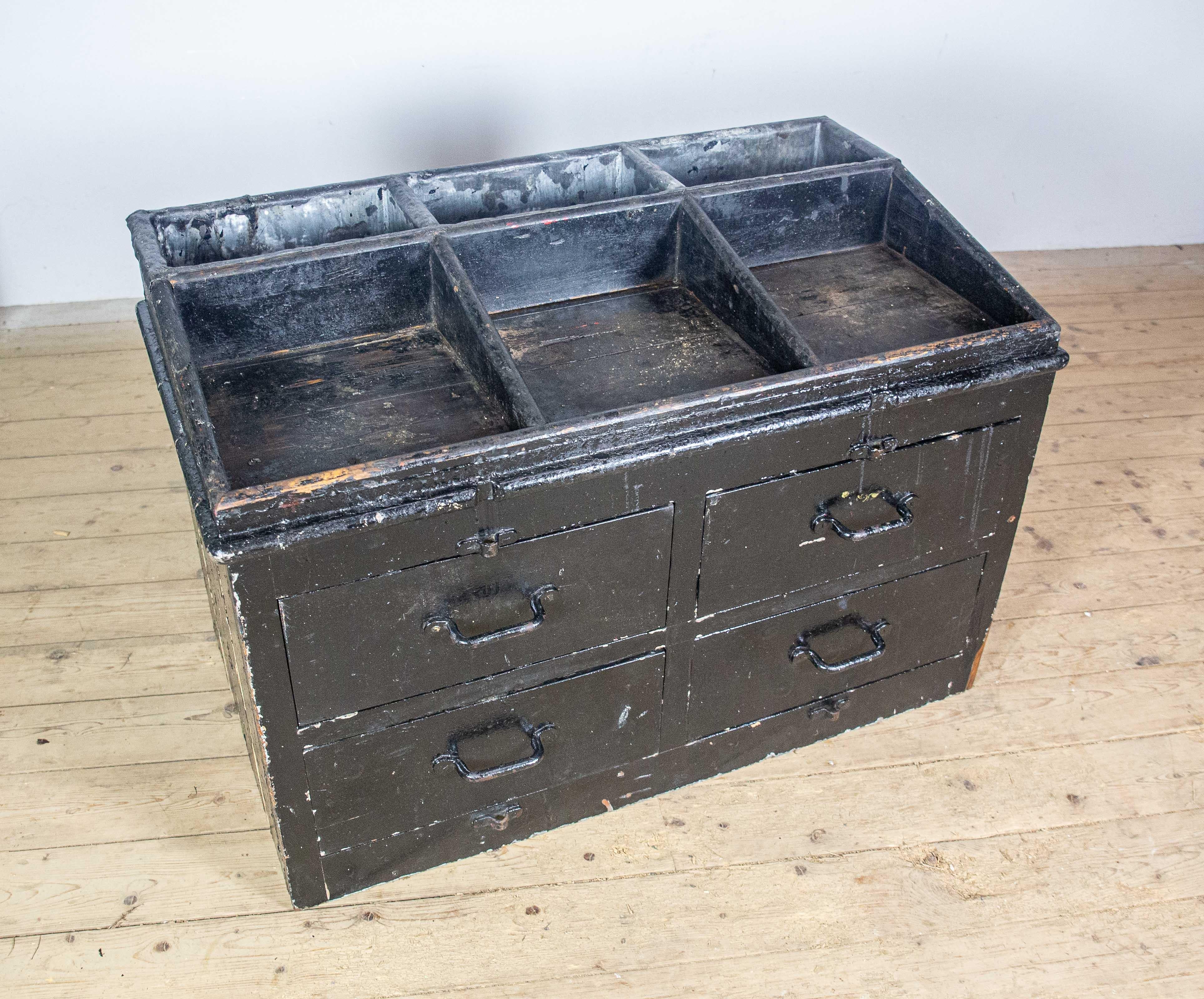 Wooden Workbench from an English Lightship 1950s In Fair Condition For Sale In Amsterdam, Noord Holland