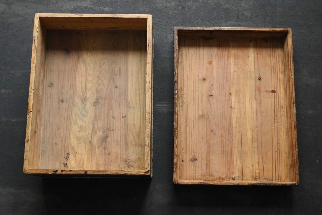 Banco da lavoro in legno di un artigiano giapponese della lacca/20° secolo/appendino in vendita 1