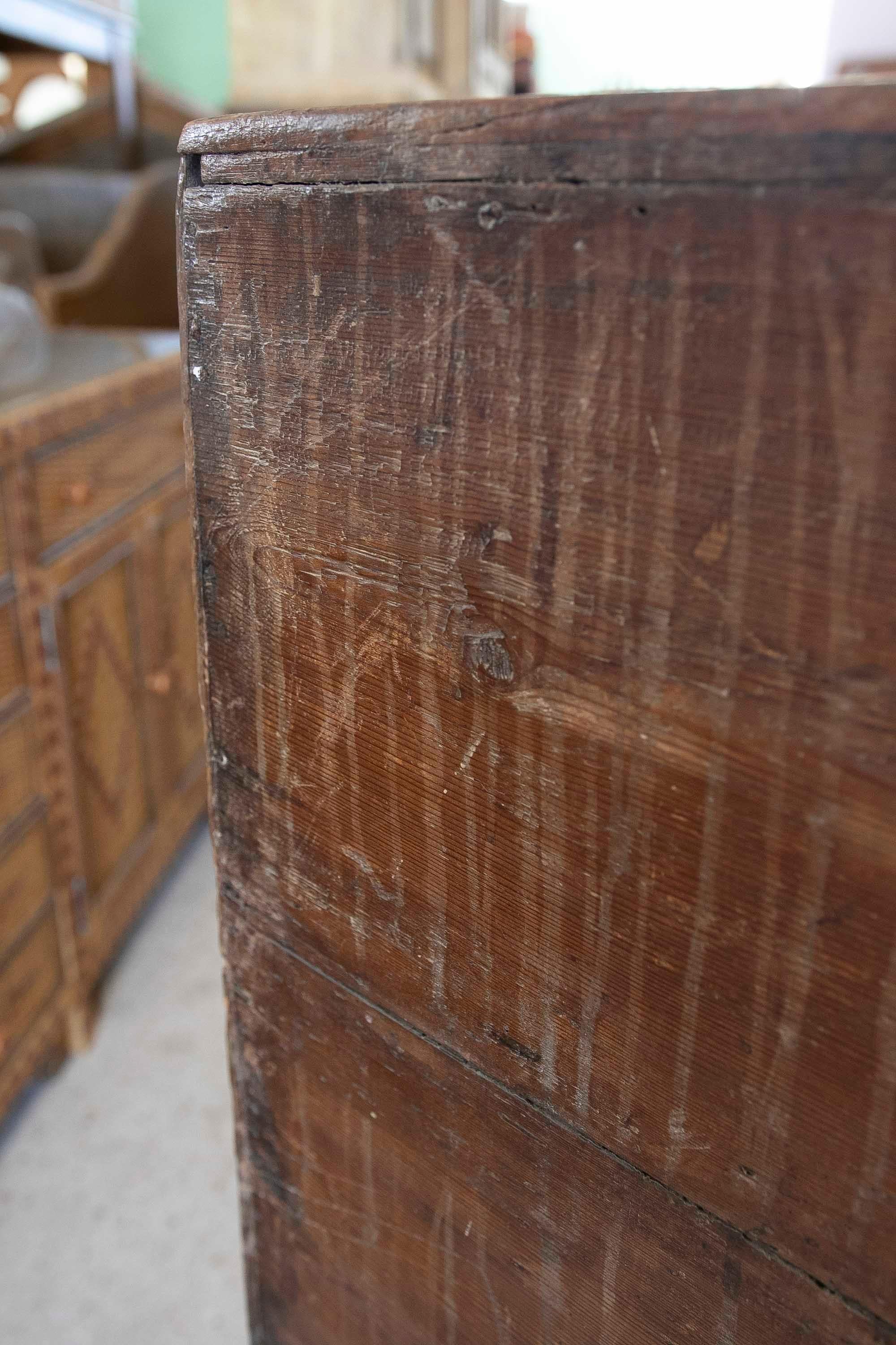 Bureau en bois avec tiroirs et porte pliante  en vente 15