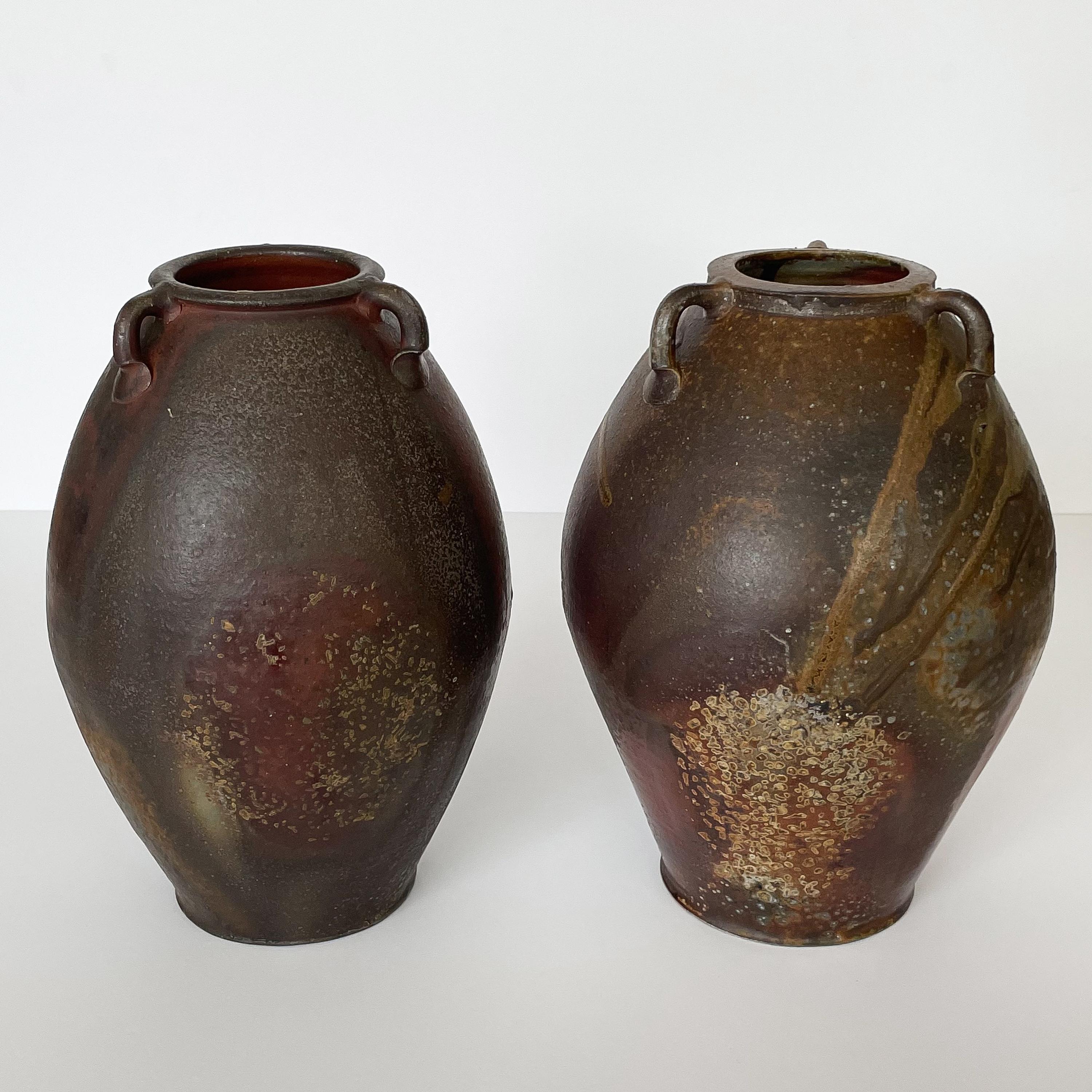 Holzgebranntes Gefäß mit drei Griffen von Gillan Doty (Studio Pottery) im Angebot 8