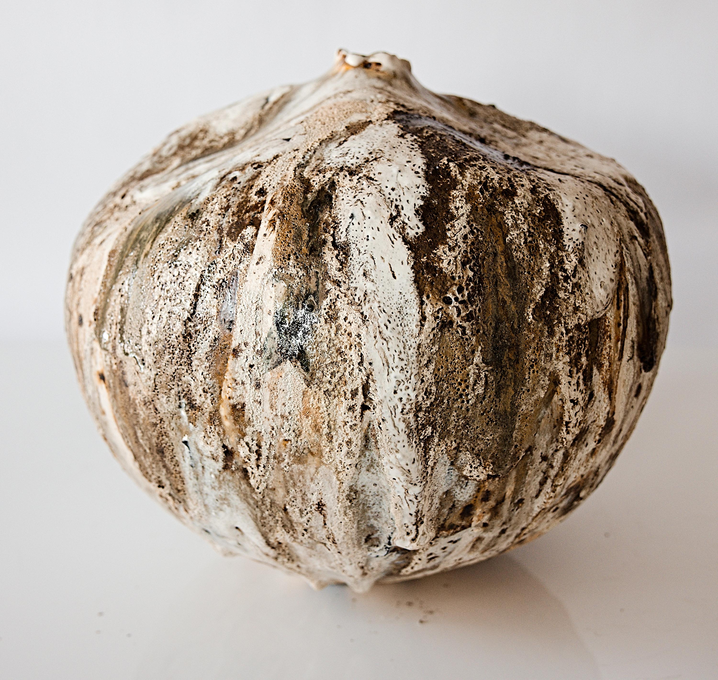 Woodland Moon Vessel- Hand Made Vase in vendita 2