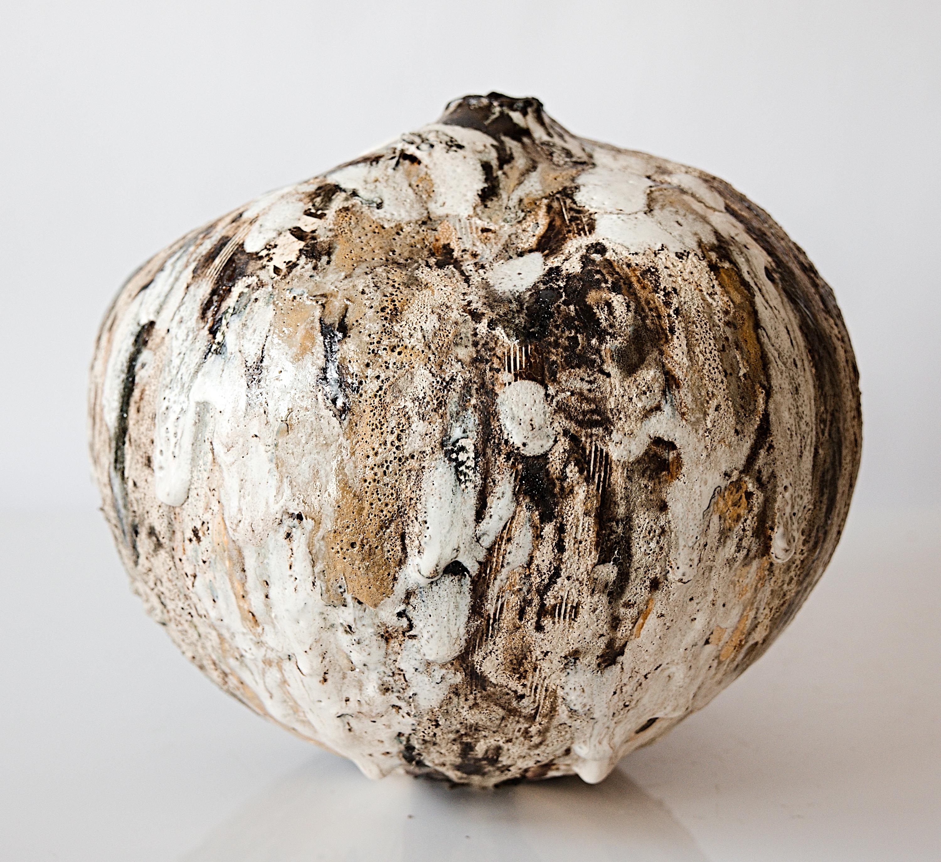 Woodland Moon Vessel- Hand Made Vase in vendita 5