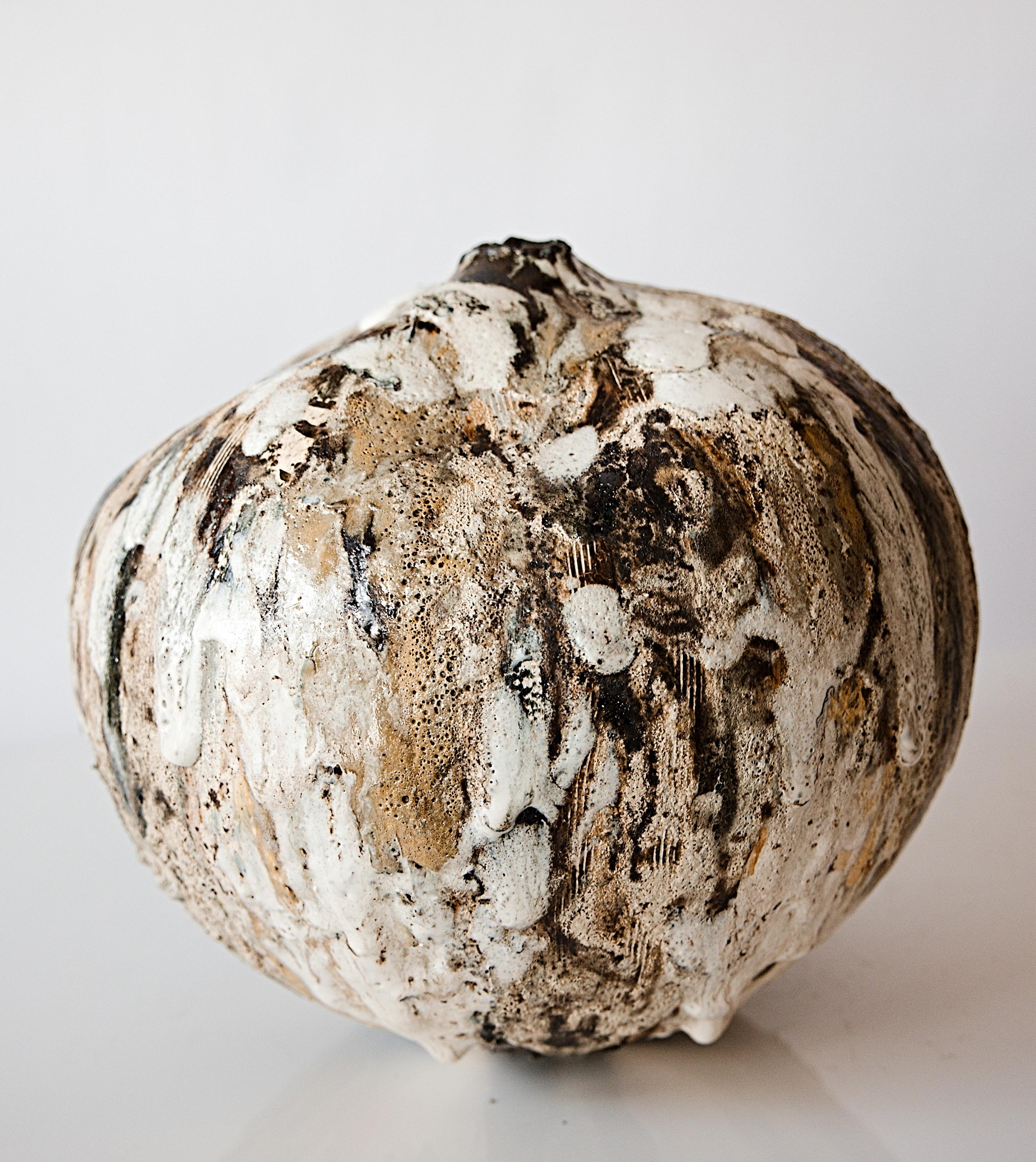 Woodland Moon Vessel- Hand Made Vase in vendita 6