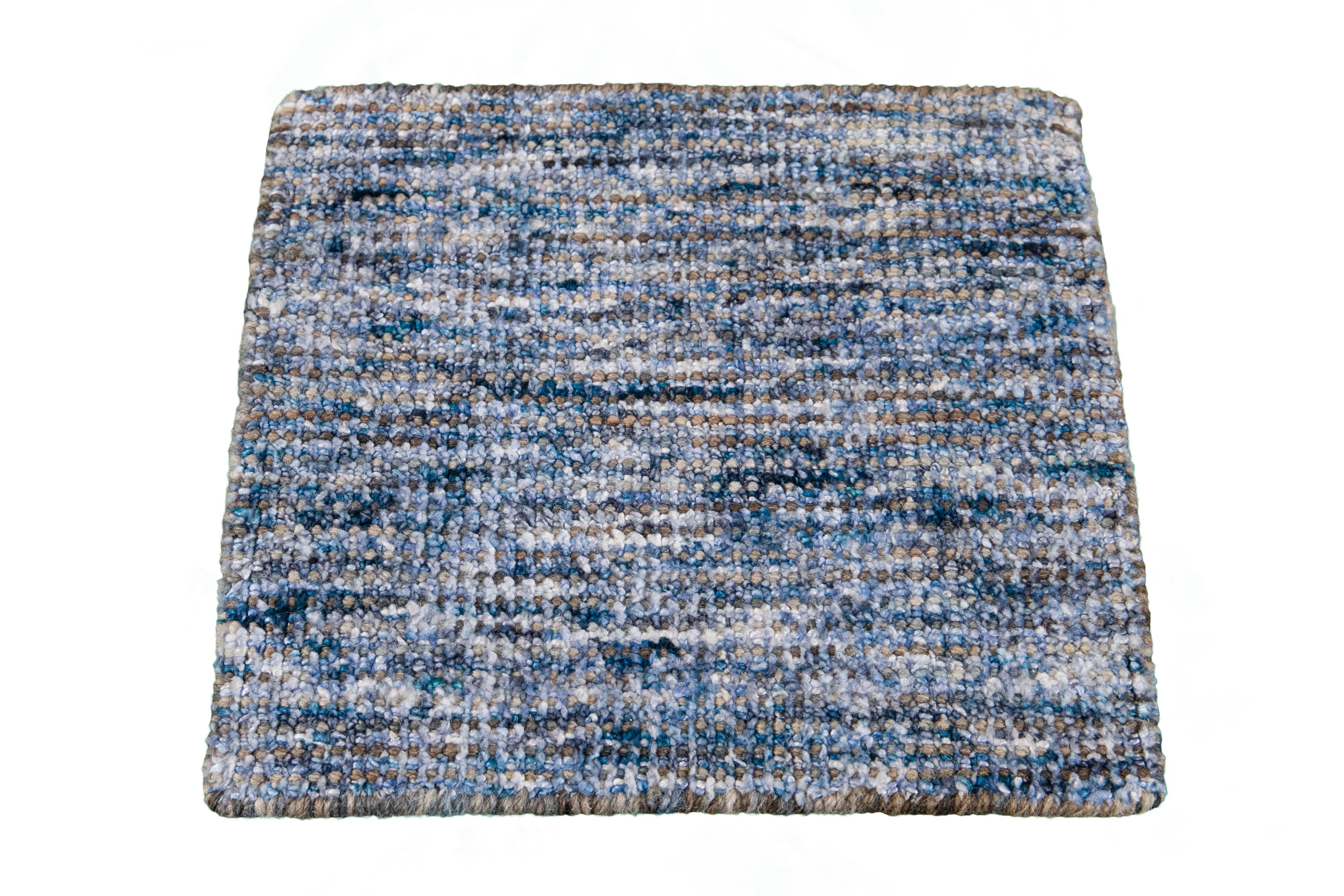 Moderno Tappeto personalizzato Boho in lana e seta di Apadana in vendita