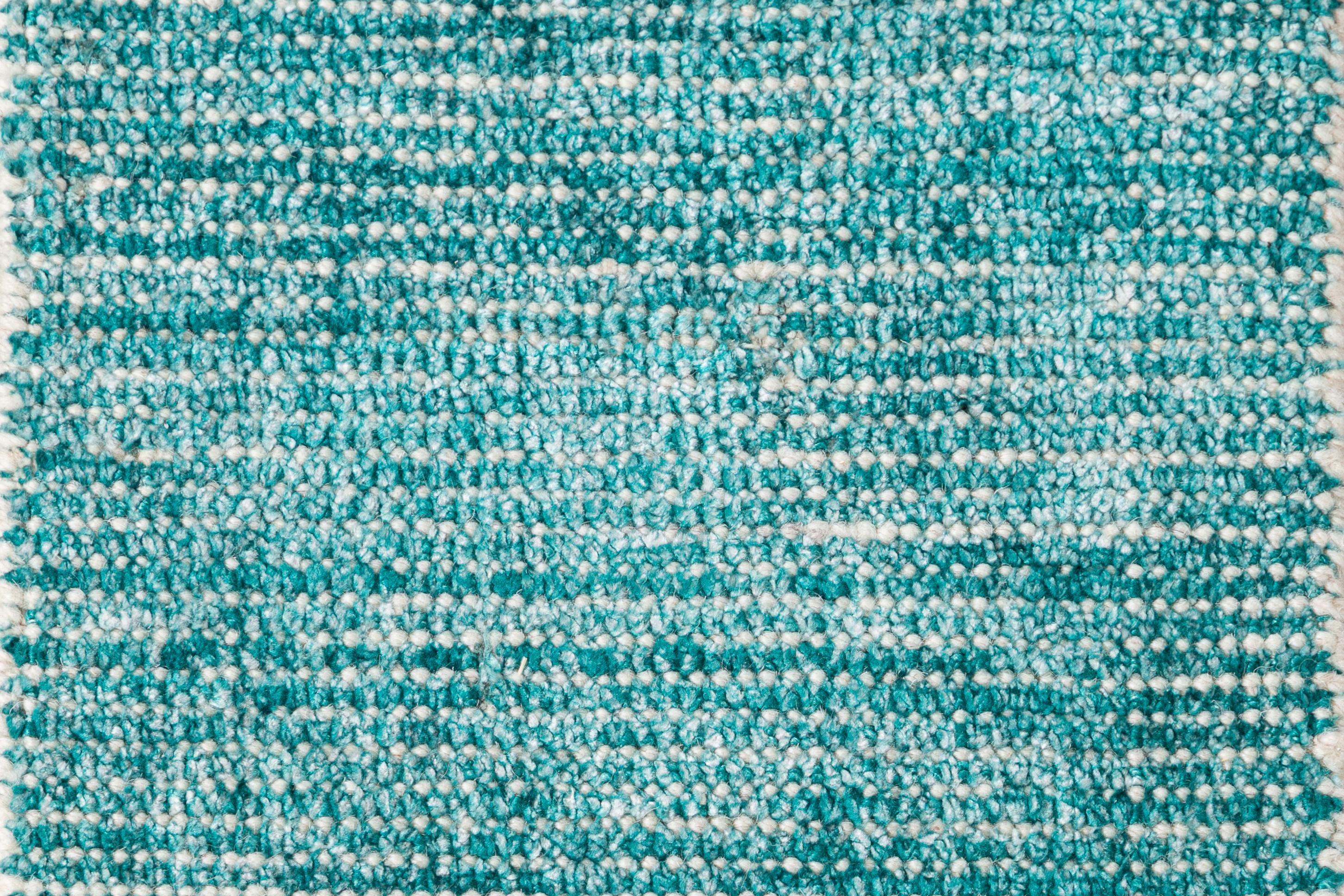Wolle und Seide Boho maßgefertigter Teppich (21. Jahrhundert und zeitgenössisch) im Angebot
