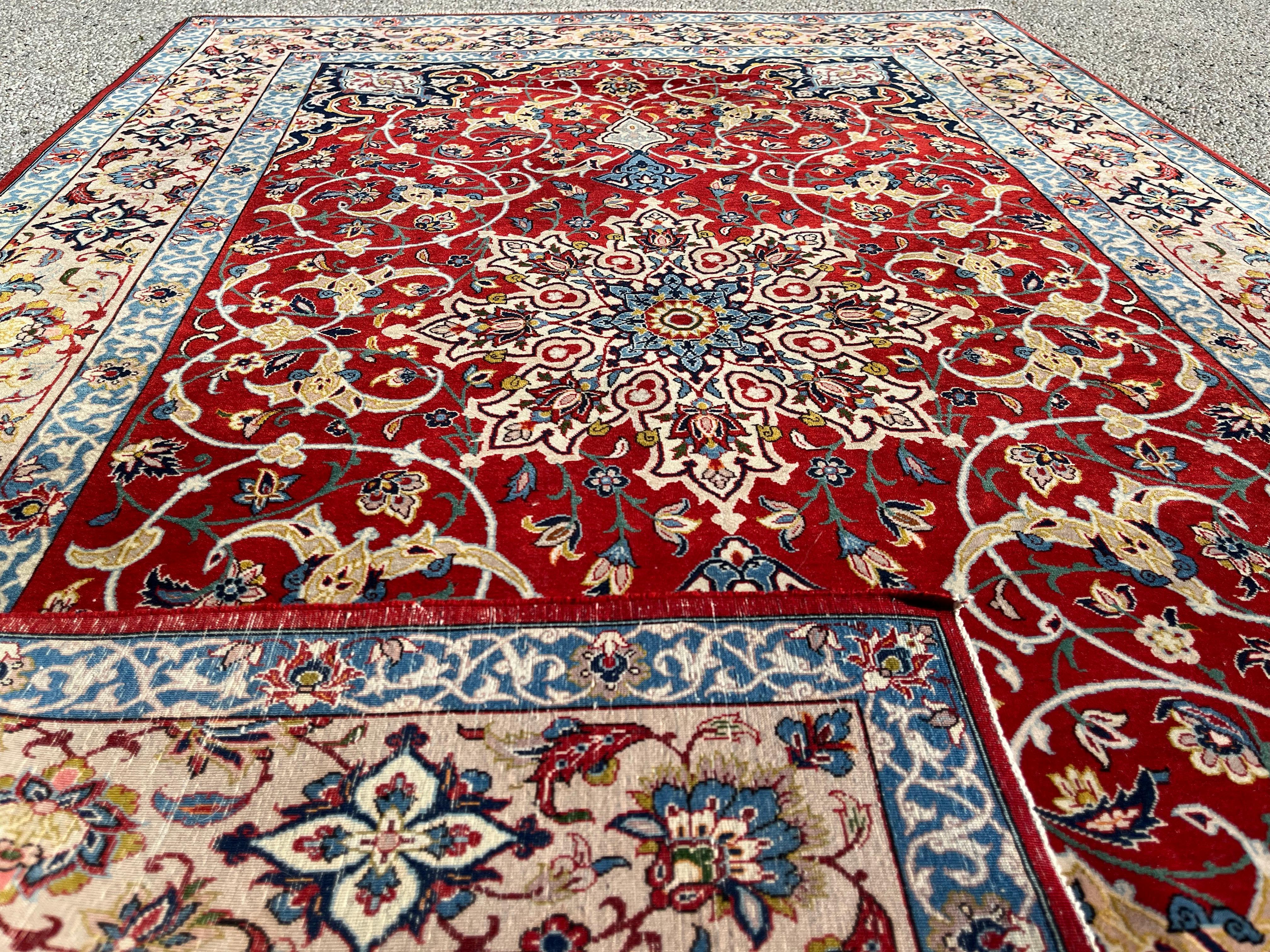 Wool And Silk Persian Isfahan Rug For Sale 8