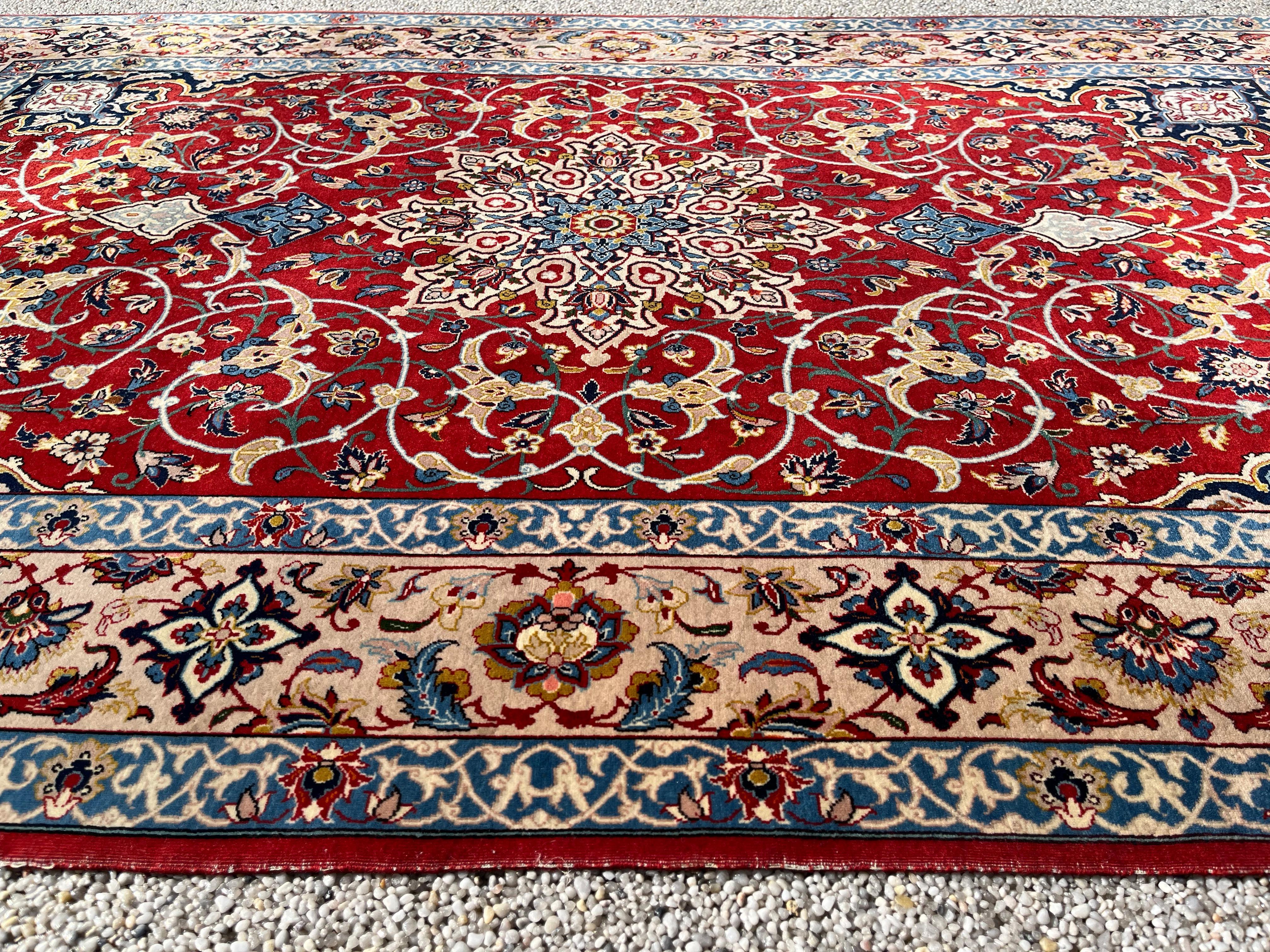 Wool And Silk Persian Isfahan Rug For Sale 3