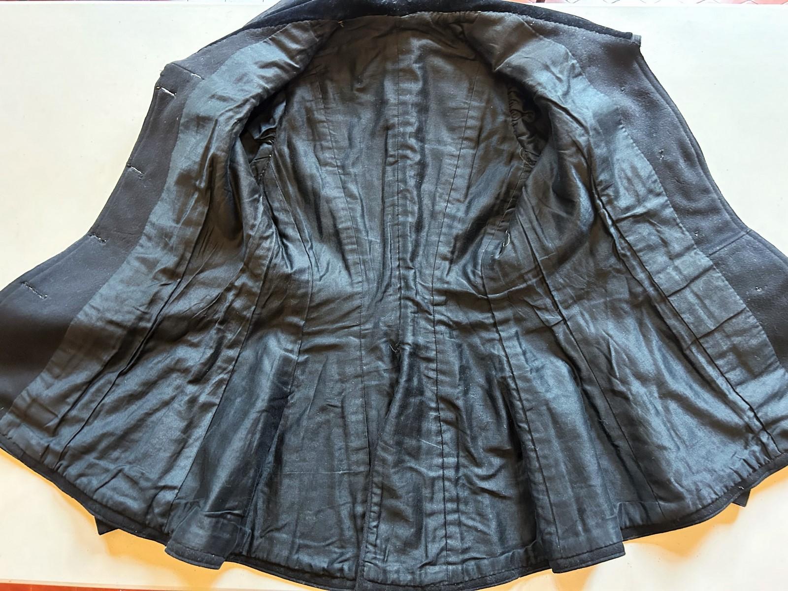 Wool And Velvet Cloth Amazon Jacket - France Circa 1895-1905 3