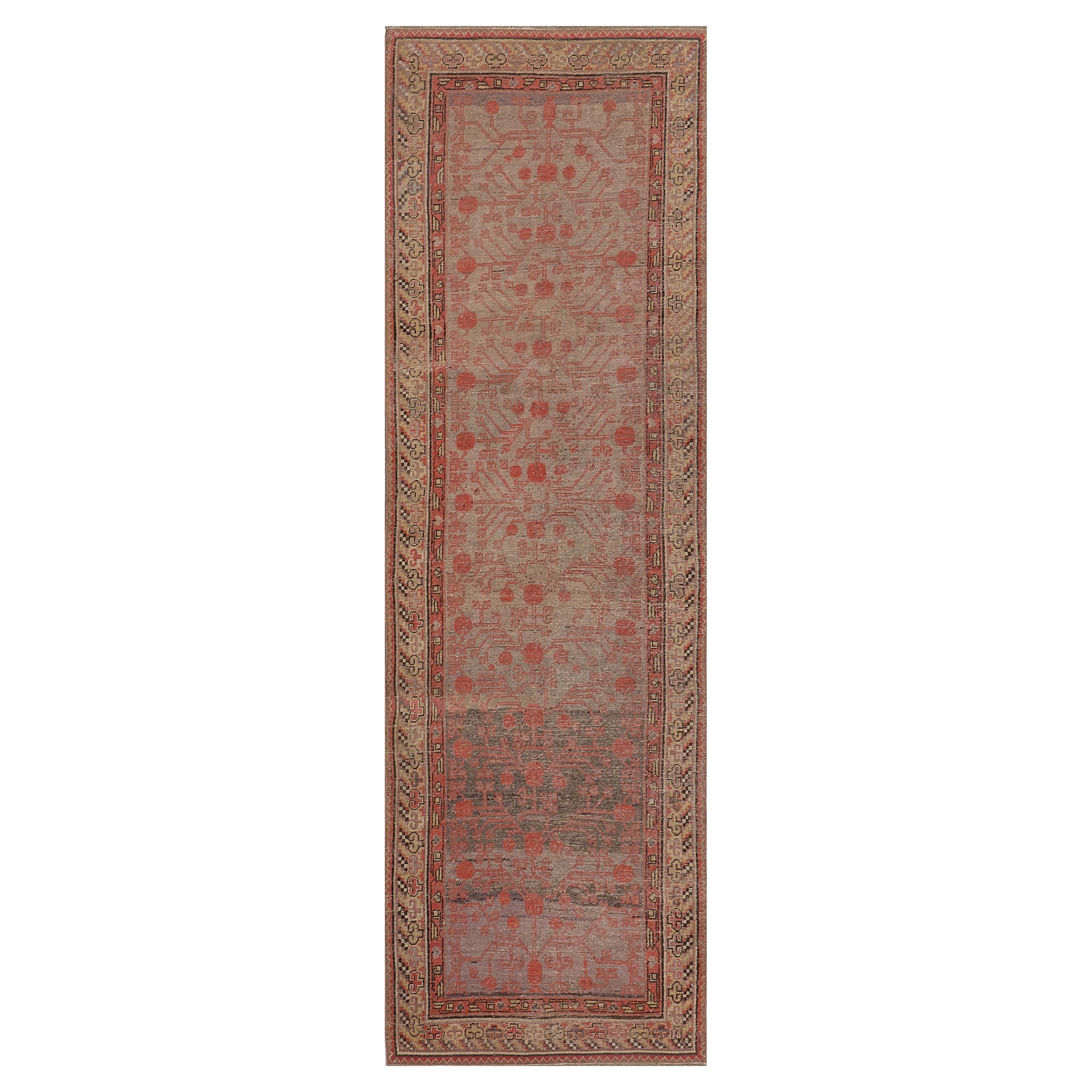 Chemin de table Khotan en laine, ancienne circa-1900, avec des vignes de grenadiers