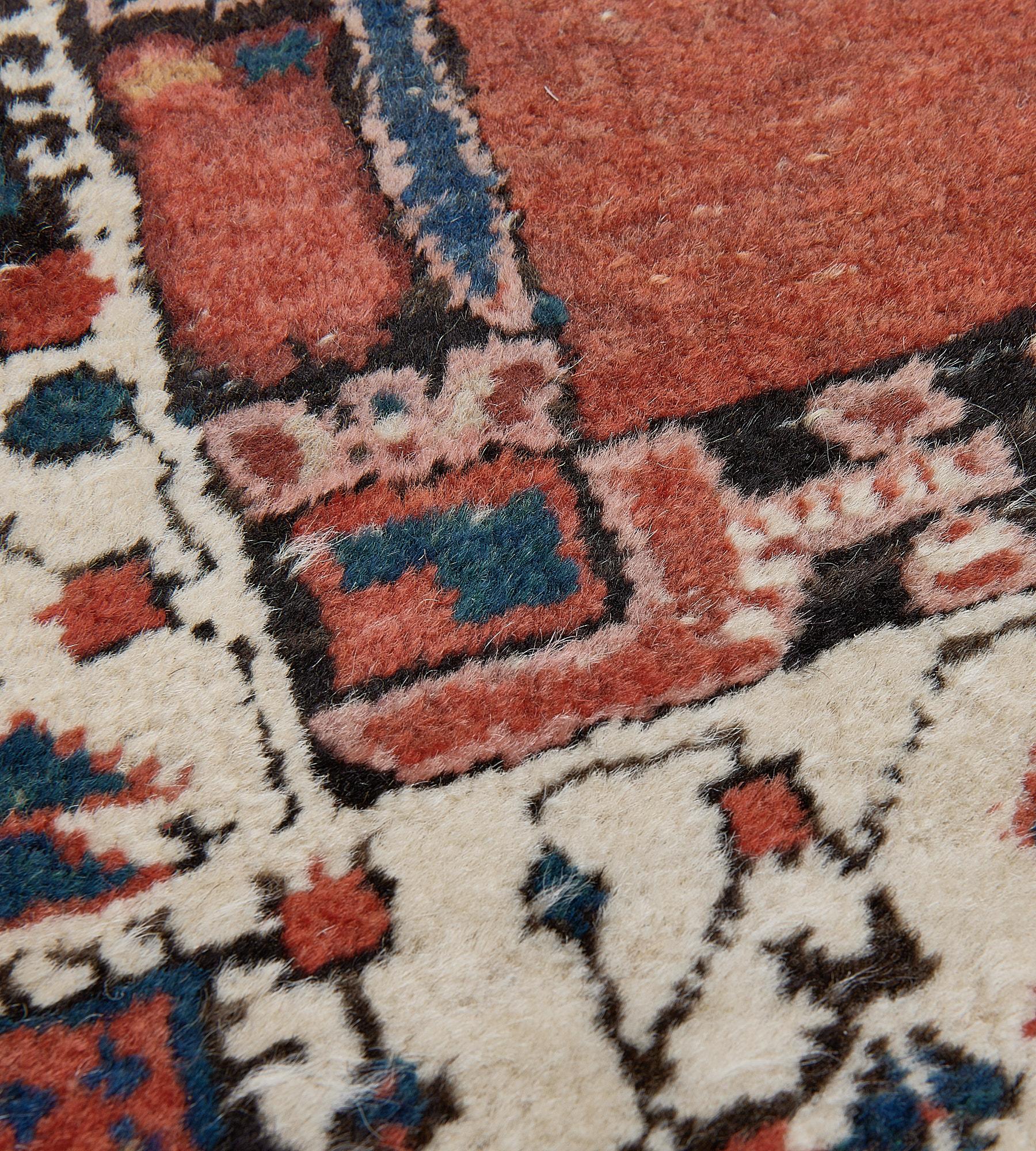 Wool Antique Hand-knotted Persian Serab Runner For Sale 1