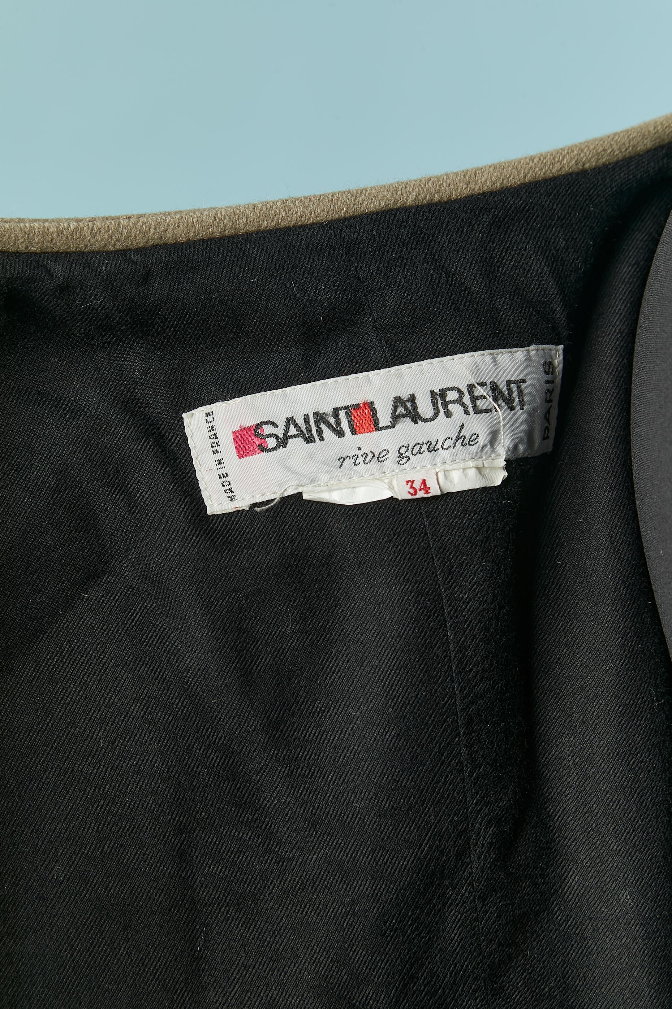 Mantella in lana con fodera in cotone nero Saint Laurent Rive Gauche in vendita 2