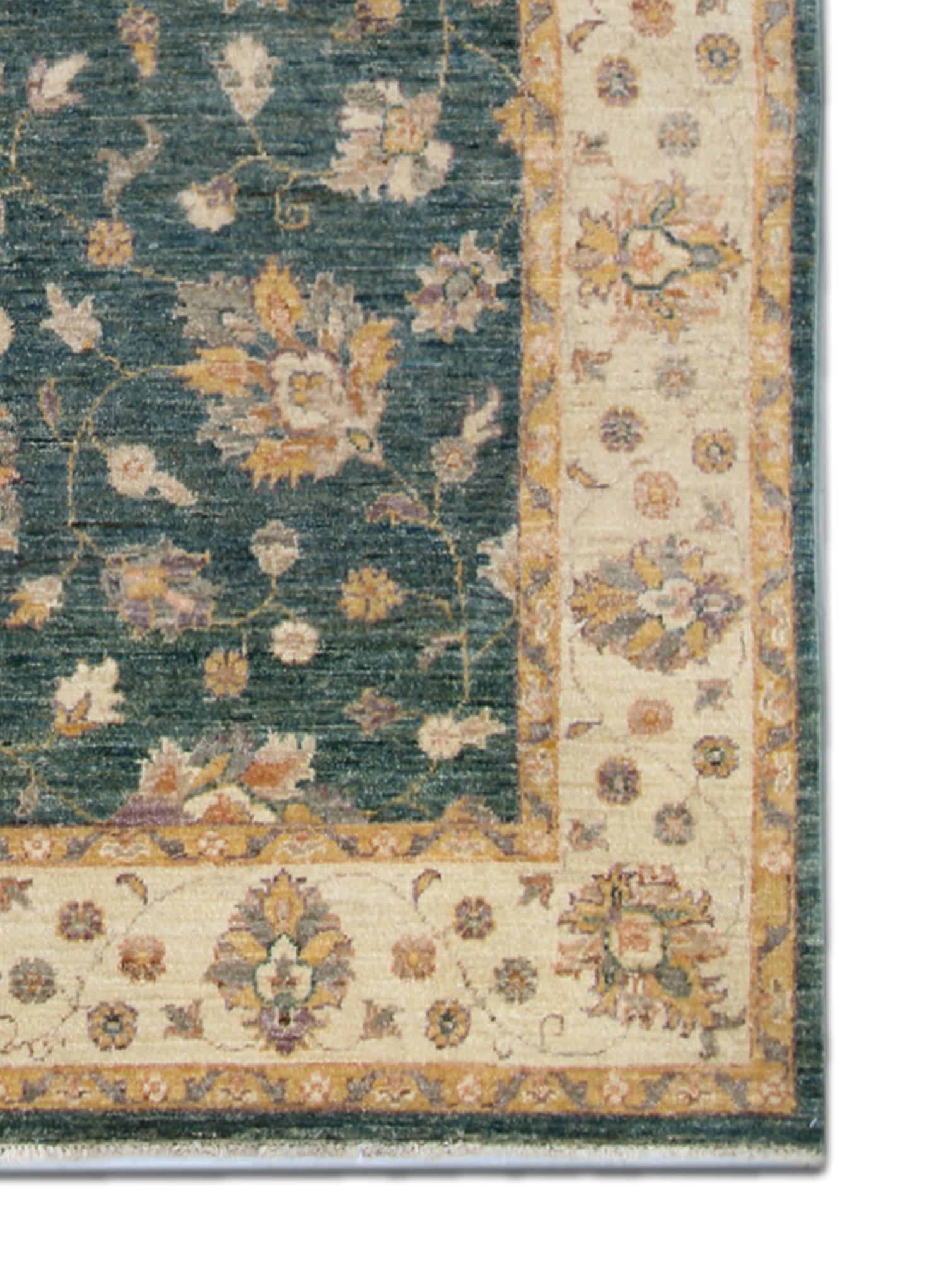 Country Wool Carpet Traditional Rug Floral Green Cream Wool Area Rug All Over For Sale