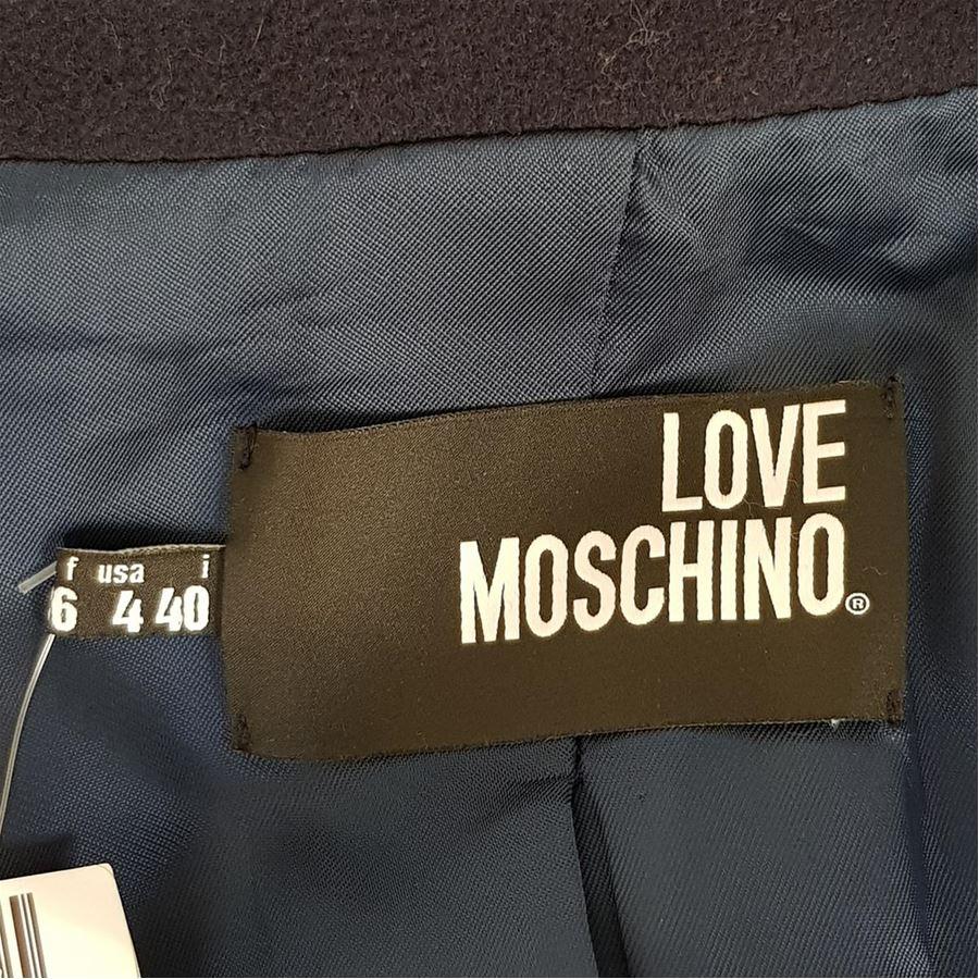 Women's Moschino Wool coat size 40 For Sale