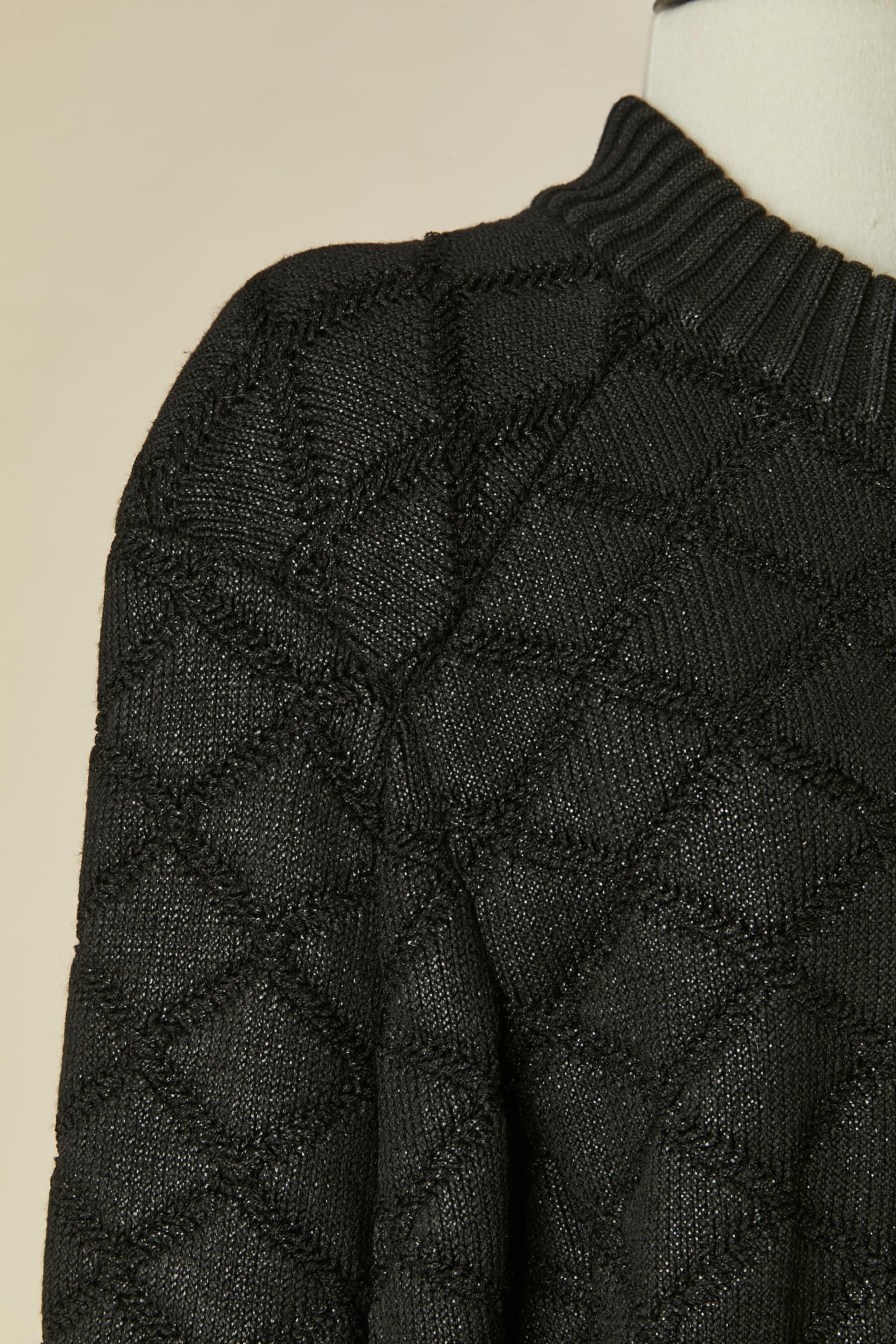 Noir Cardigan noir en laine enduite avec fermeture éclair CHANEL en vente
