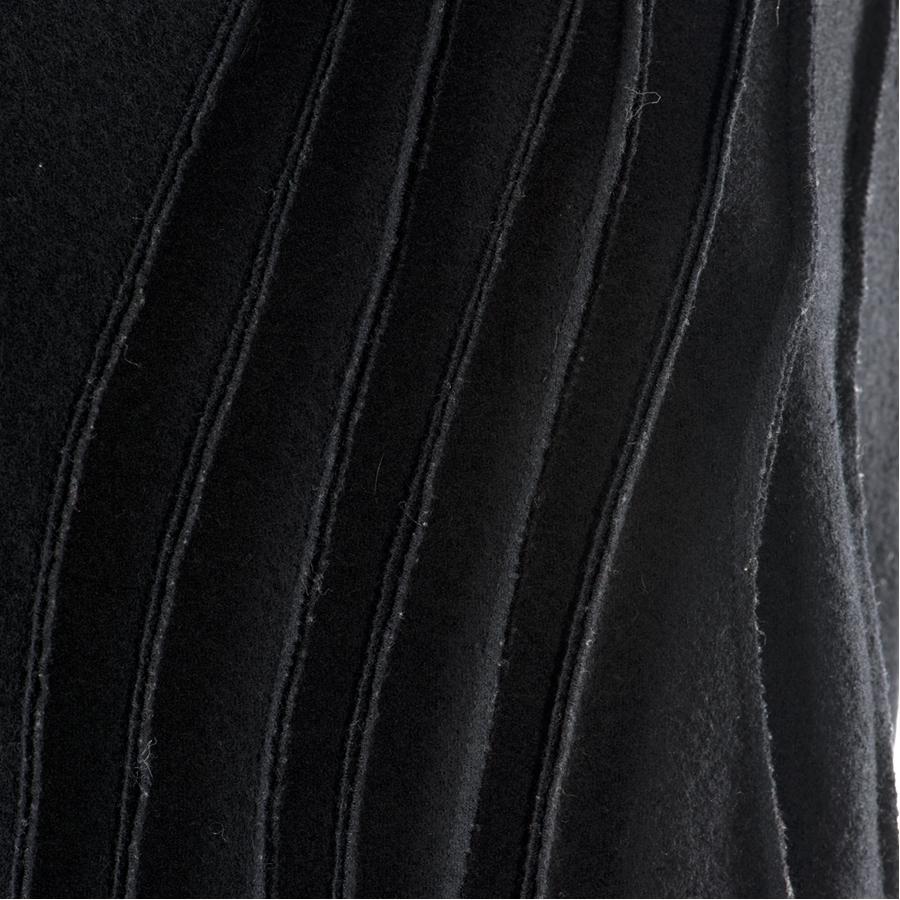 Black Alberta Ferretti Wool dress size 46 For Sale