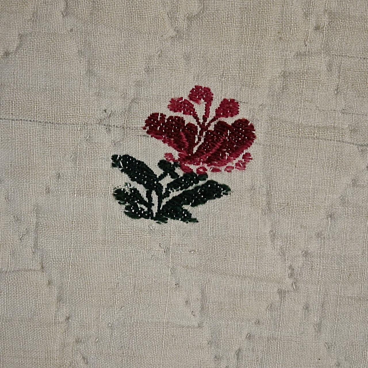 Wool Flowers Woven on Linen Quilt French, 18th Century In Good Condition In London, GB