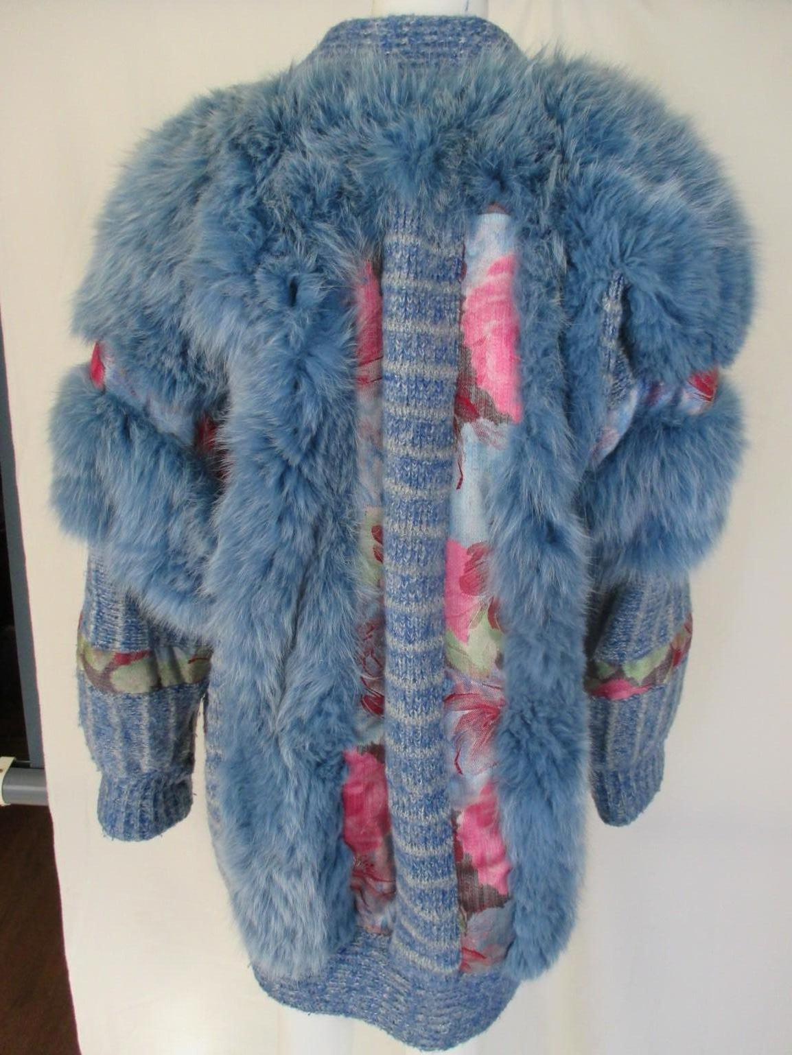 Gray Wool Fox Fur coat vest with appliqués For Sale