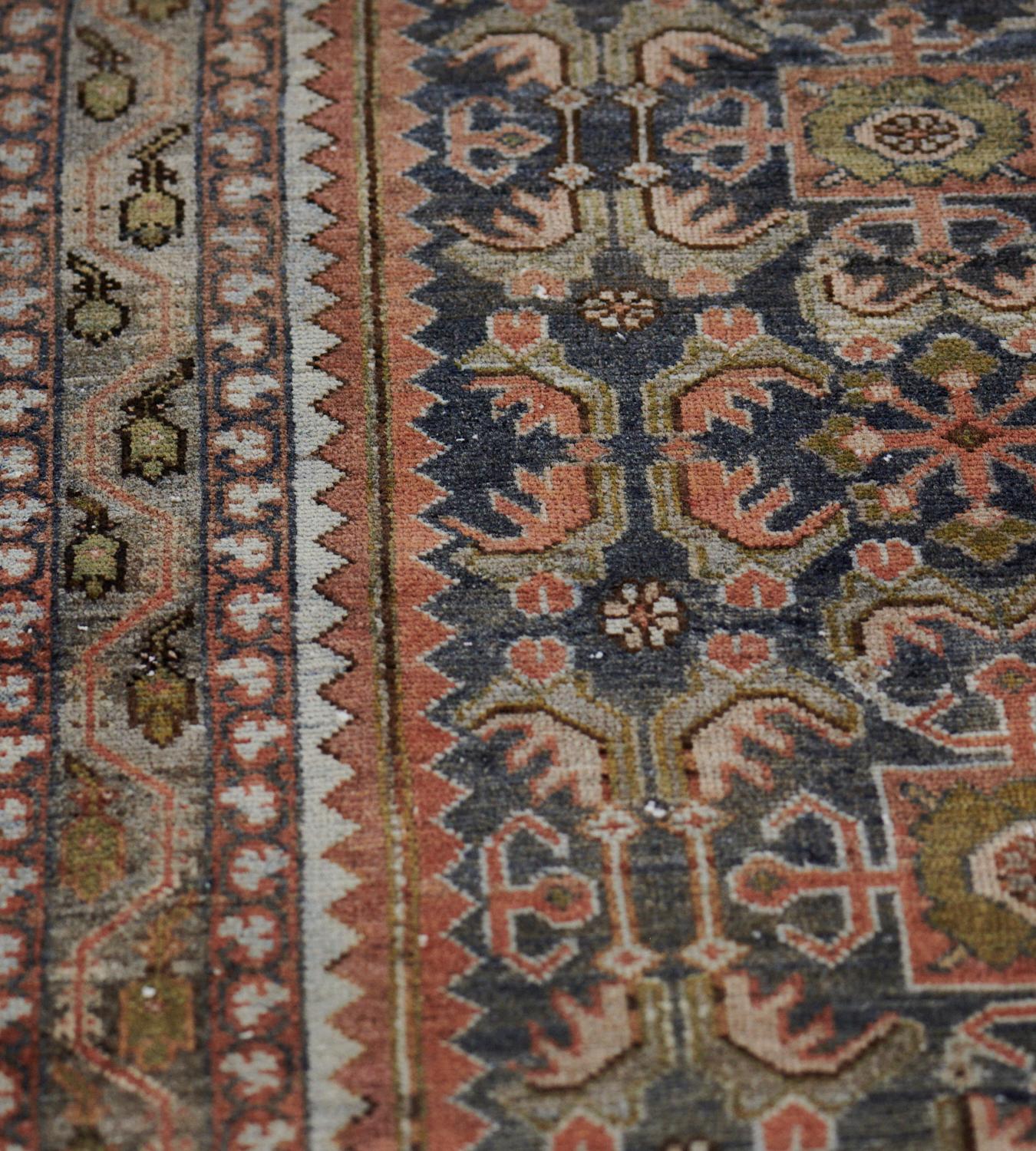 Wool Handwoven Persian Malayer Rug from the Late 19th Century In Good Condition For Sale In West Hollywood, CA