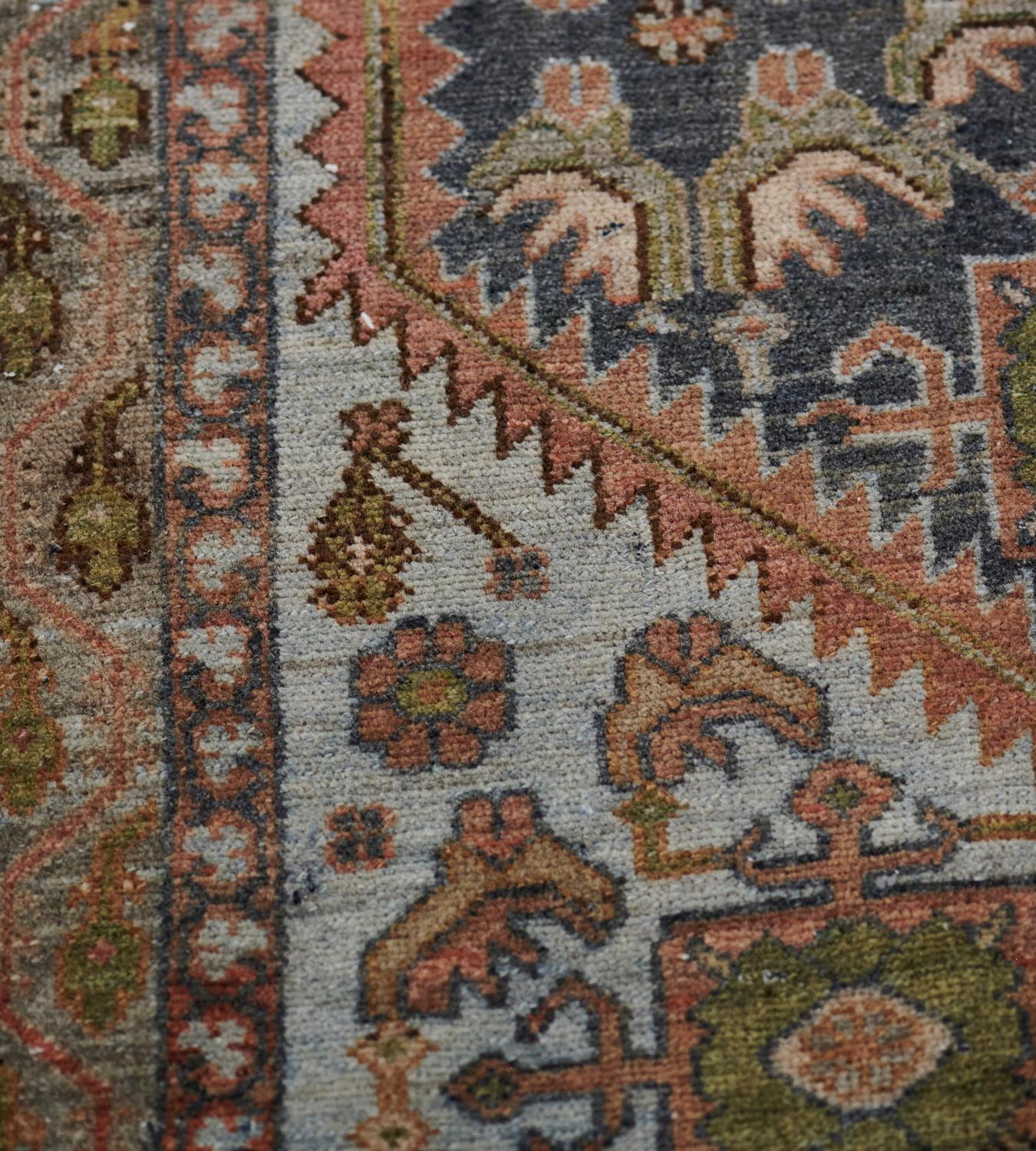 Wool Handwoven Persian Malayer Rug from the Late 19th Century For Sale 1